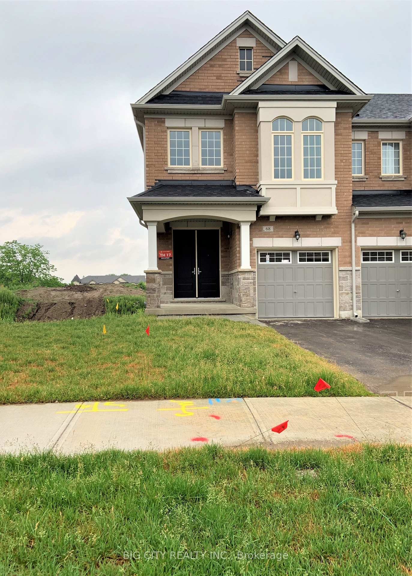 Photo 1 of 68 Drizzel Crescent, Richmond Hill, Oak Ridges — HOMEH