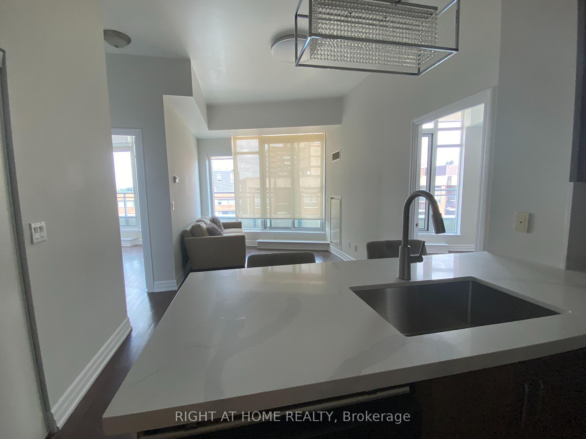 Photo 7 of Unit Ph109, 8 Scollard Street, Toronto, The Annex — HOMEH
