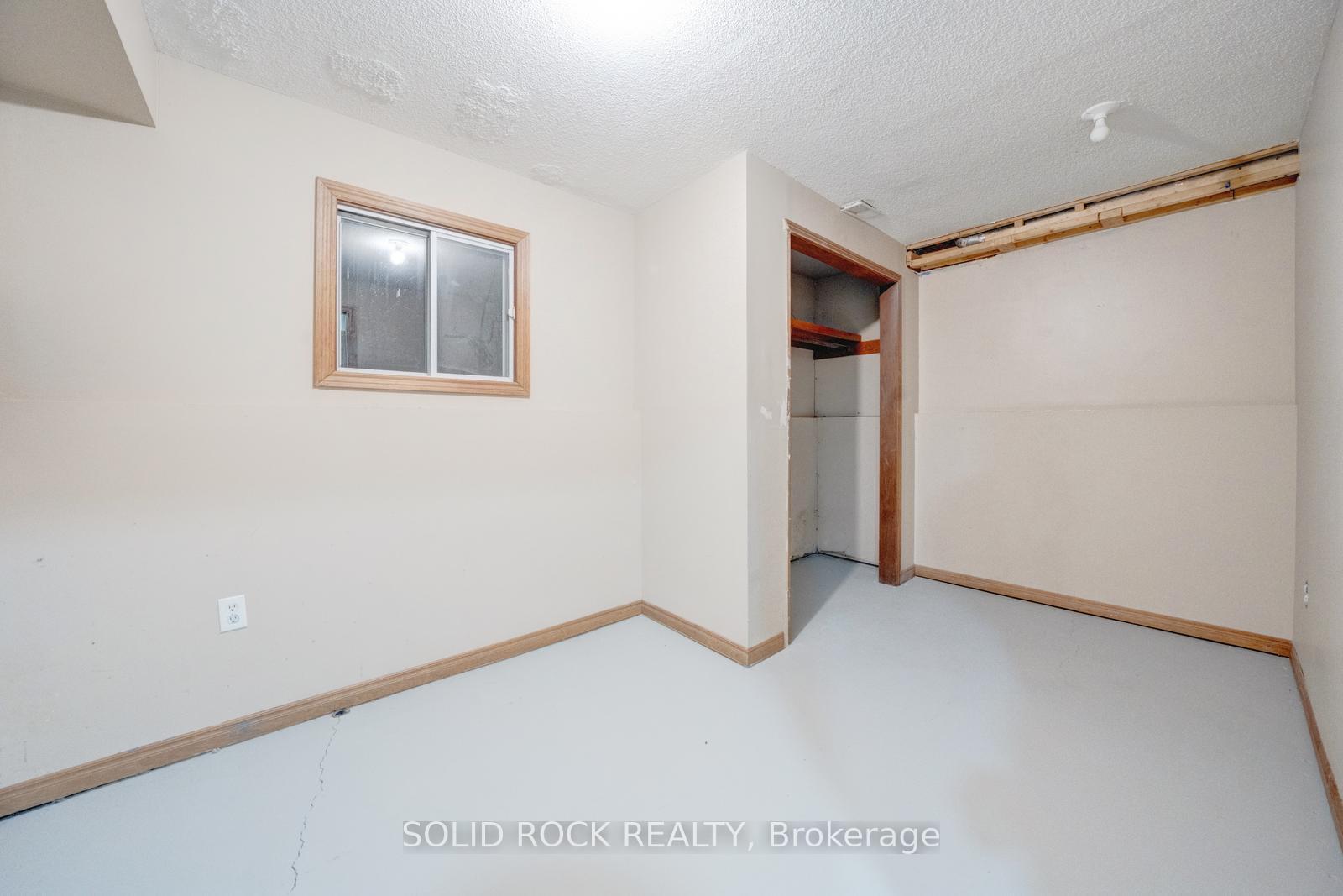 Photo 19 of 3929 Vineyard Crescent, Lincoln, Lincoln-Jordan/Vineland — HOMEH