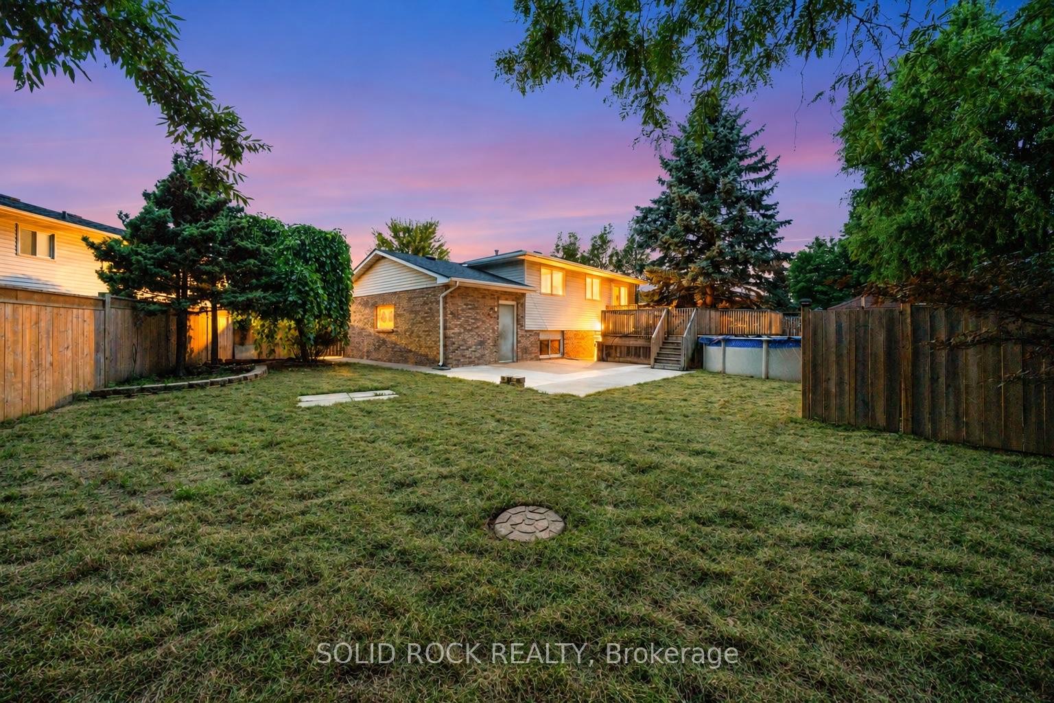 Photo 23 of 3929 Vineyard Crescent, Lincoln, Lincoln-Jordan/Vineland — HOMEH
