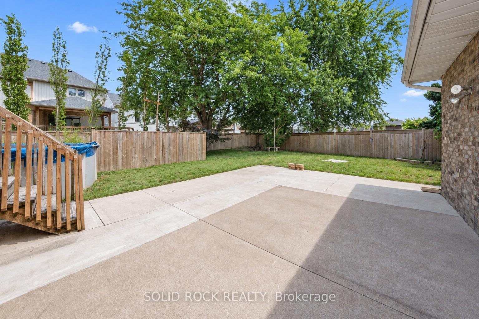 Photo 24 of 3929 Vineyard Crescent, Lincoln, Lincoln-Jordan/Vineland — HOMEH