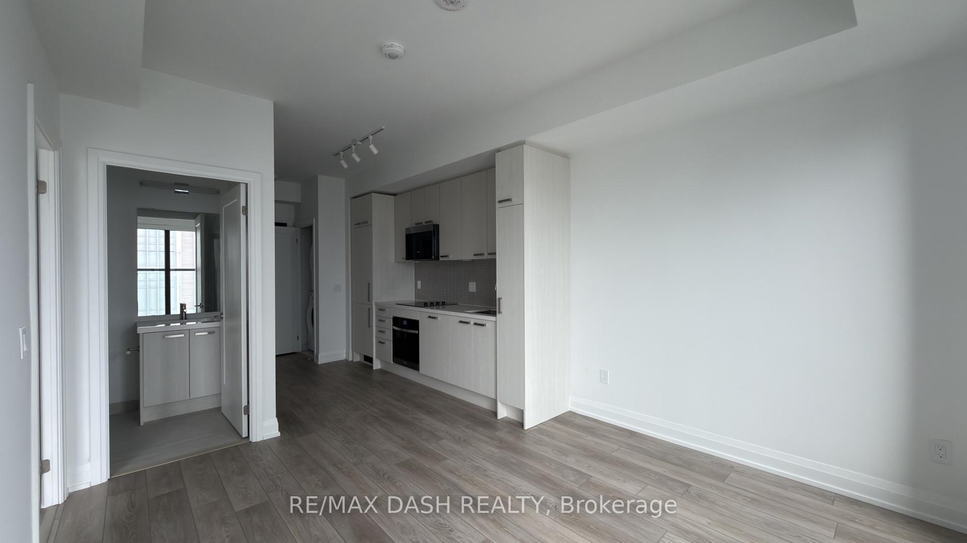 Photo 13 of Unit 3710, 20 Soudan Avenue, Toronto, Mount Pleasant West — HOMEH