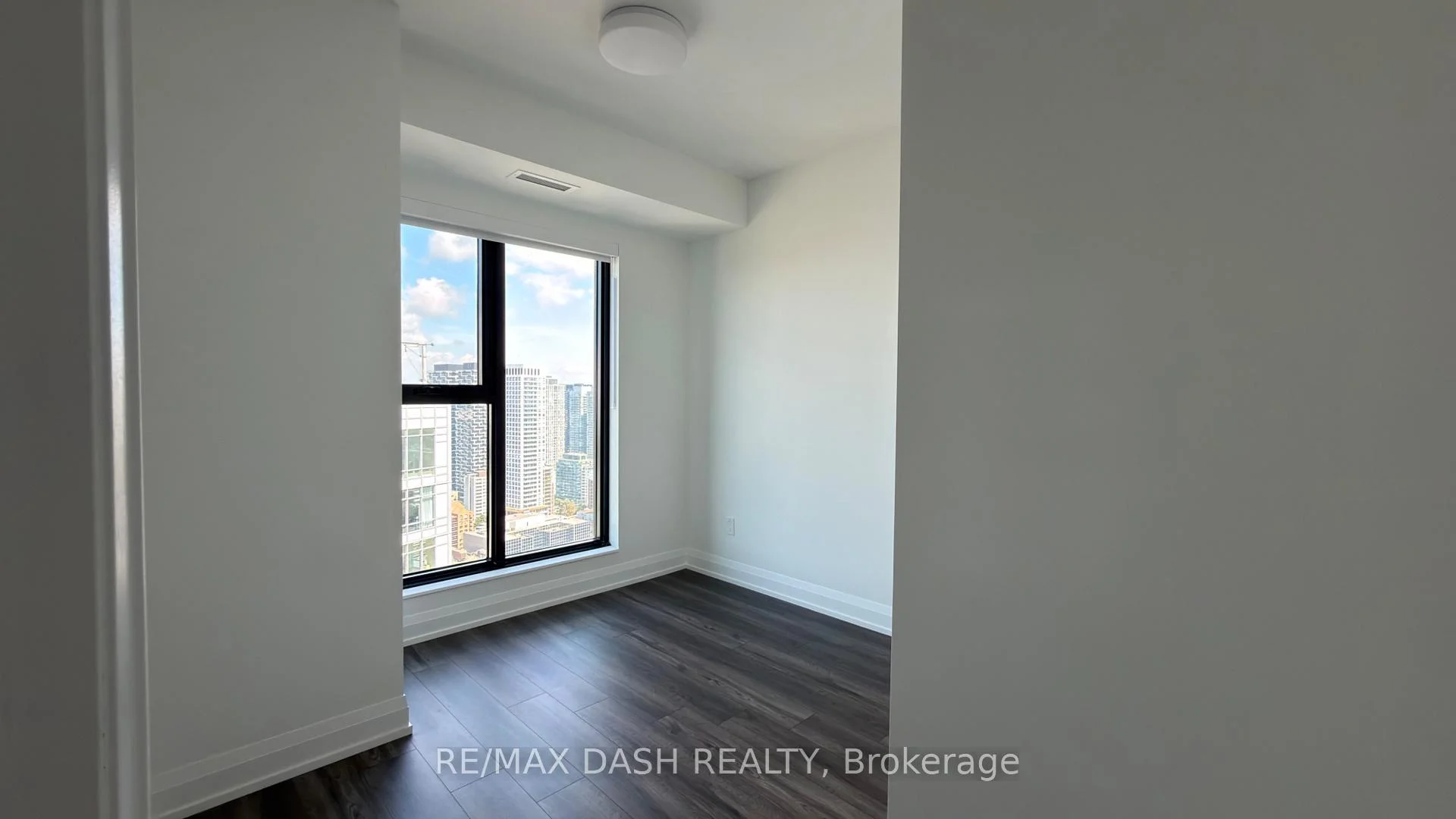 Photo 20 of Unit 3710, 20 Soudan Avenue, Toronto, Mount Pleasant West — HOMEH