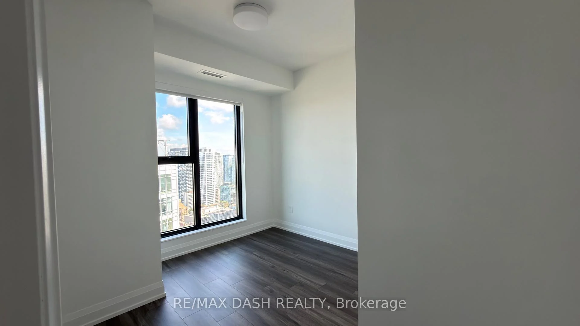 Photo 22 of Unit 3710, 20 Soudan Avenue, Toronto, Mount Pleasant West — HOMEH