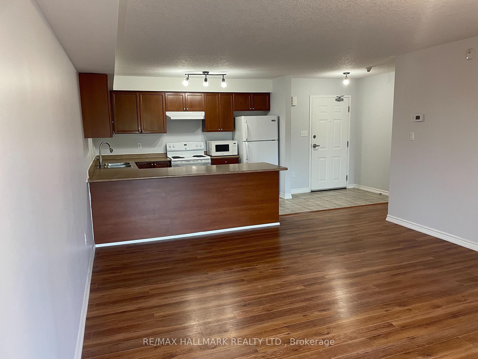Photo 9 of Unit 15, 41 Coulter Street, Barrie, Sunnidale — HOMEH