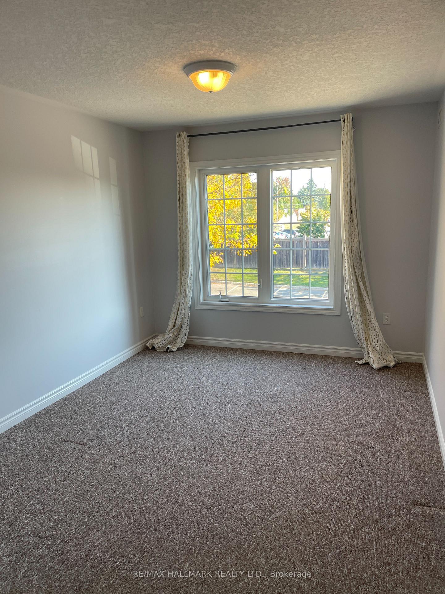 Photo 12 of Unit 15, 41 Coulter Street, Barrie, Sunnidale — HOMEH