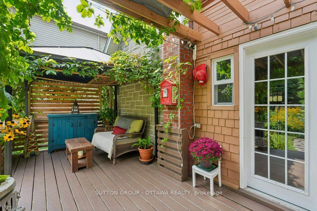 Photo 10 of 23 Pinehurst Avenue, Ottawa, Hintonburg — HOMEH