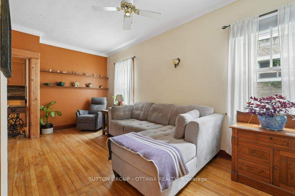 Photo 15 of 23 Pinehurst Avenue, Ottawa, Hintonburg — HOMEH