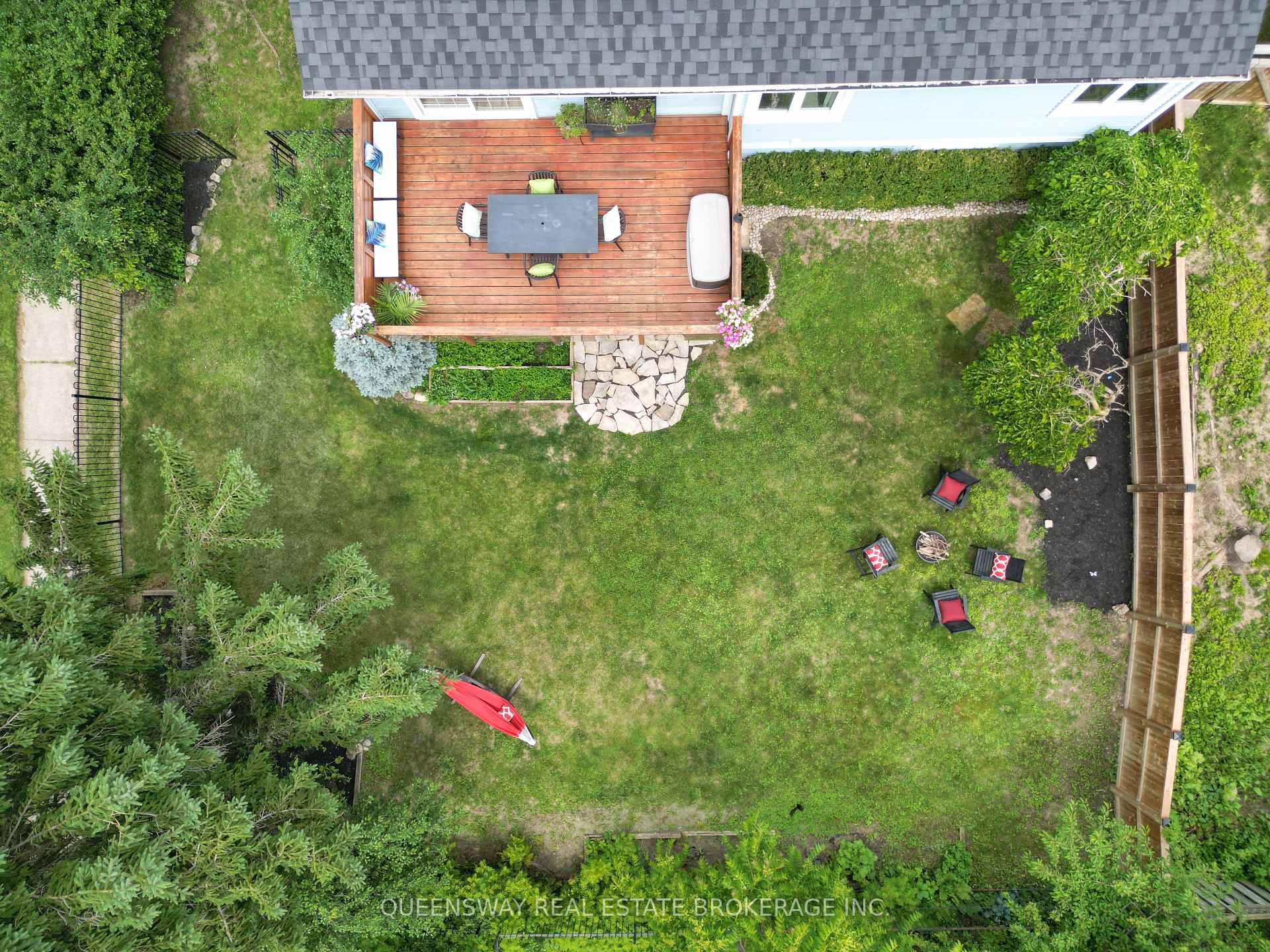 Photo 2 of 46 Greenwich Drive, Guelph, Willow West/Sugarbush/West Acres — HOMEH