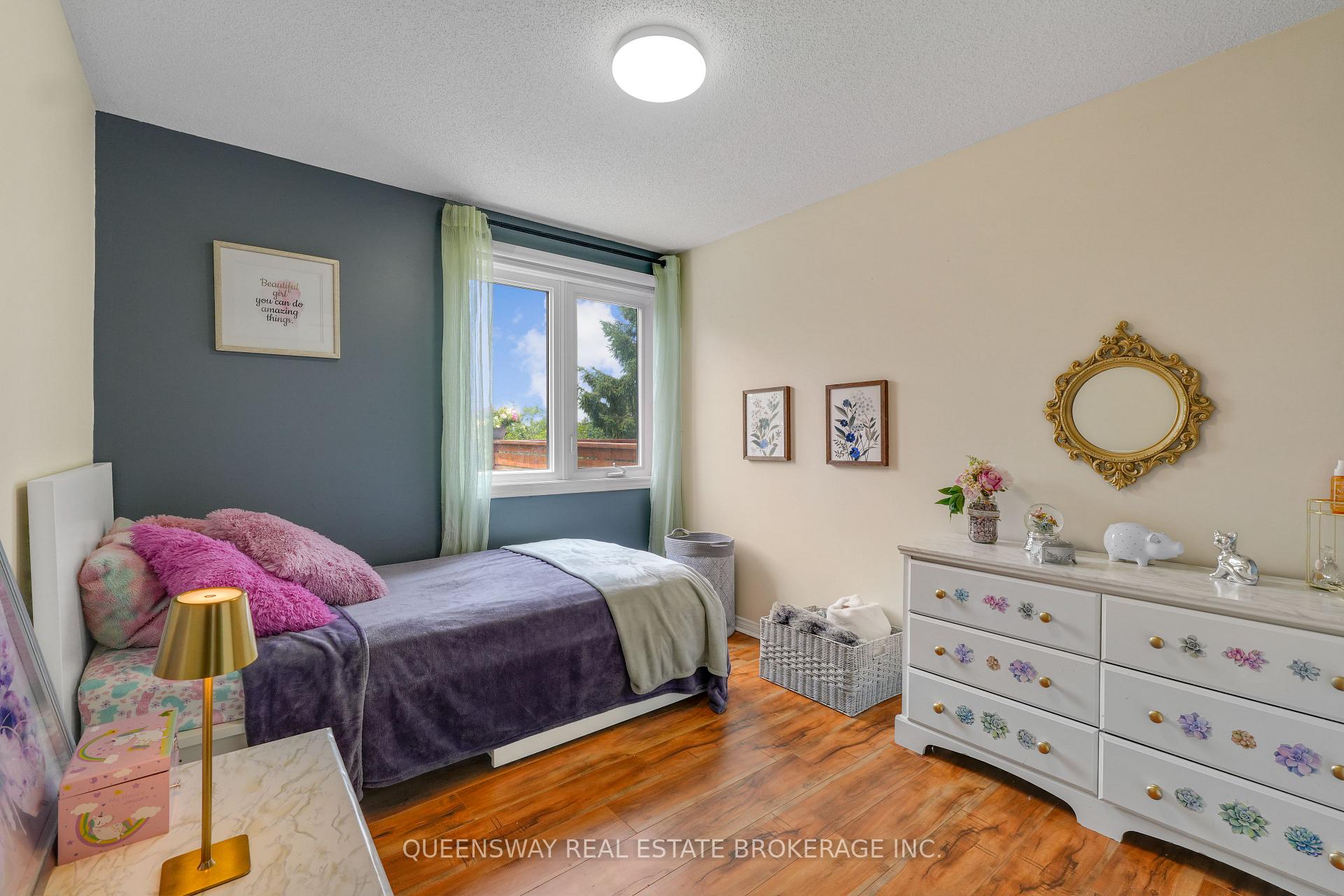 Photo 26 of 46 Greenwich Drive, Guelph, Willow West/Sugarbush/West Acres — HOMEH