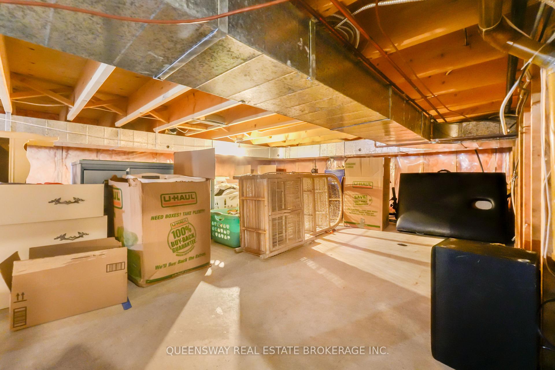 Photo 42 of 46 Greenwich Drive, Guelph, Willow West/Sugarbush/West Acres — HOMEH