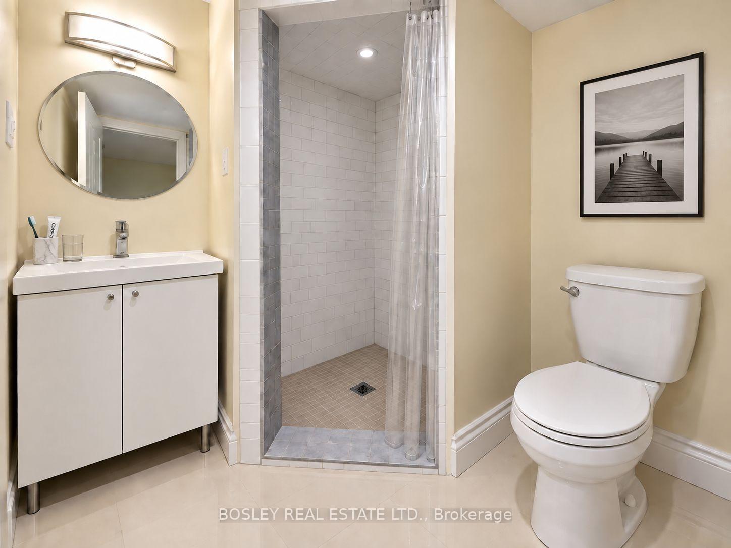 Photo 4 of Unit Lower, 257 Franklin Avenue, Toronto, Dovercourt-Wallace Emerson-Junction — HOMEH