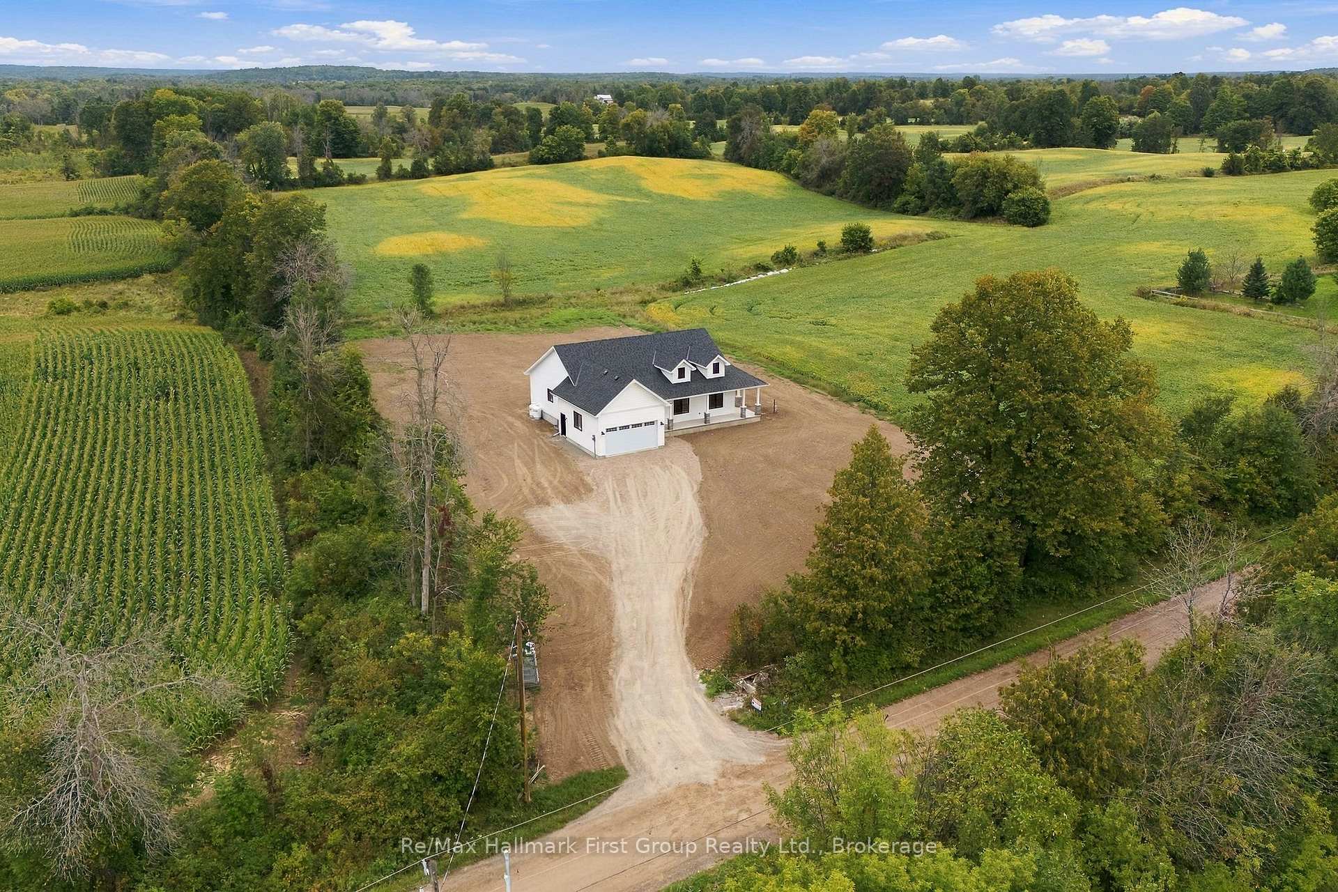 Photo 3 of 127 Windmill Road, Tweed, Tweed (Village) — HOMEH