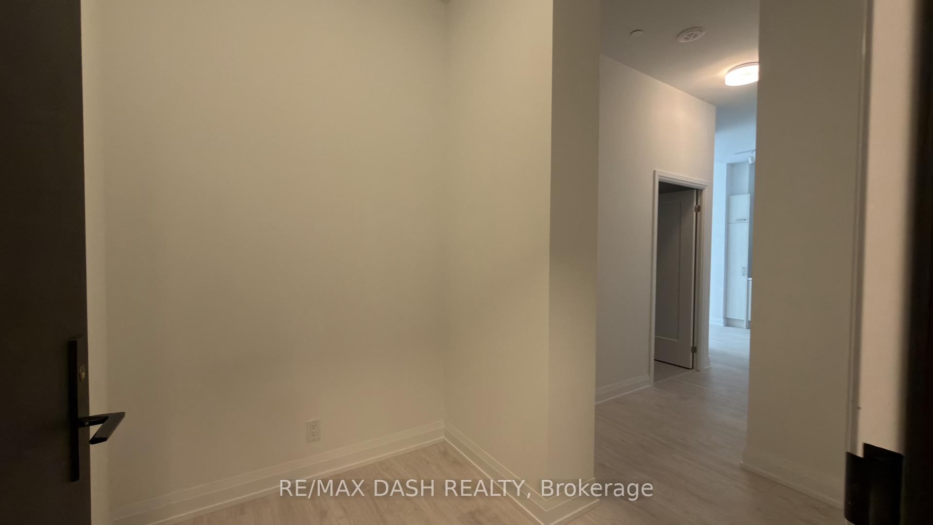 Photo 6 of Unit 701, 20 Soudan Avenue, Toronto, Mount Pleasant West — HOMEH
