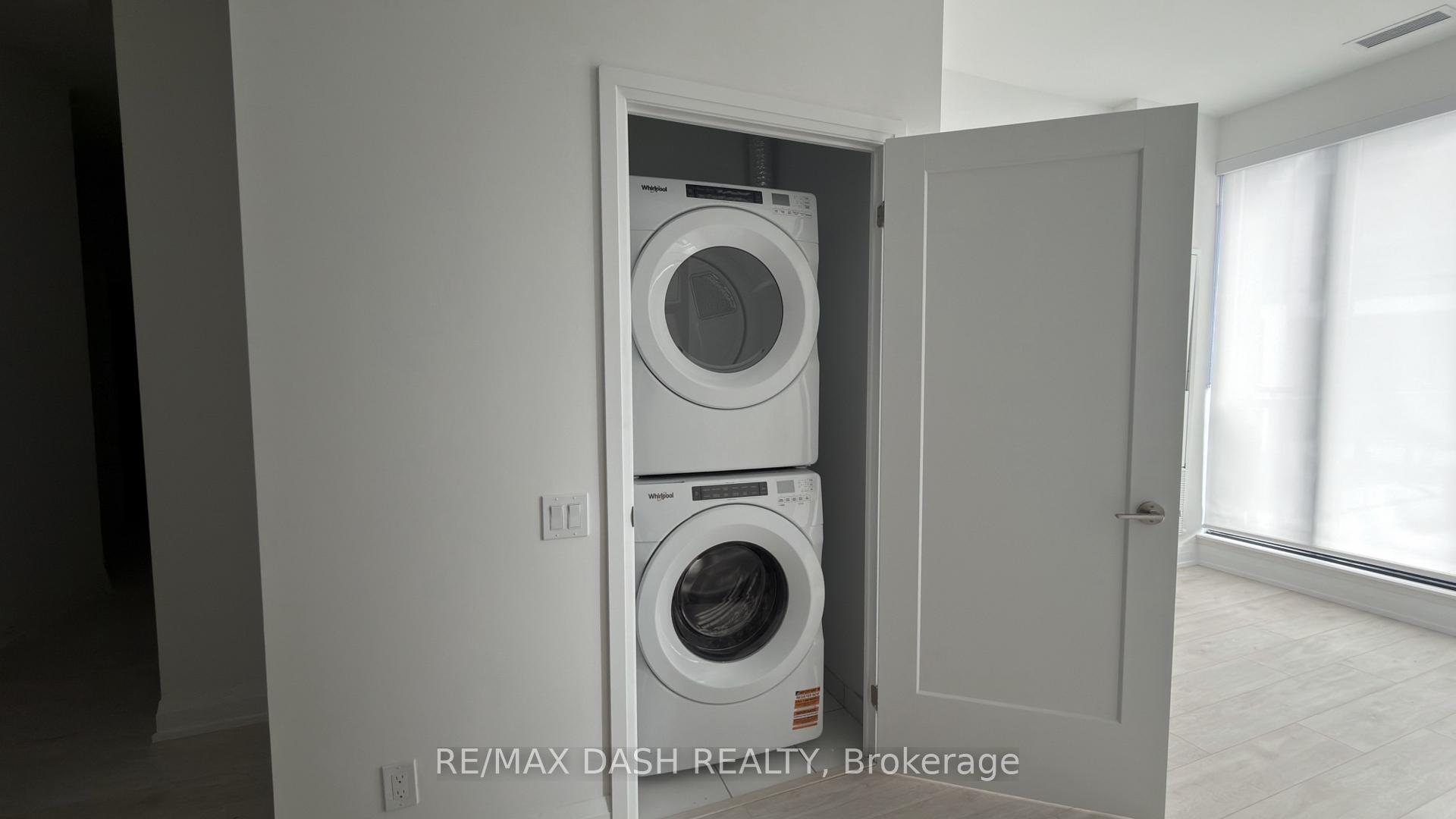 Photo 14 of Unit 701, 20 Soudan Avenue, Toronto, Mount Pleasant West — HOMEH