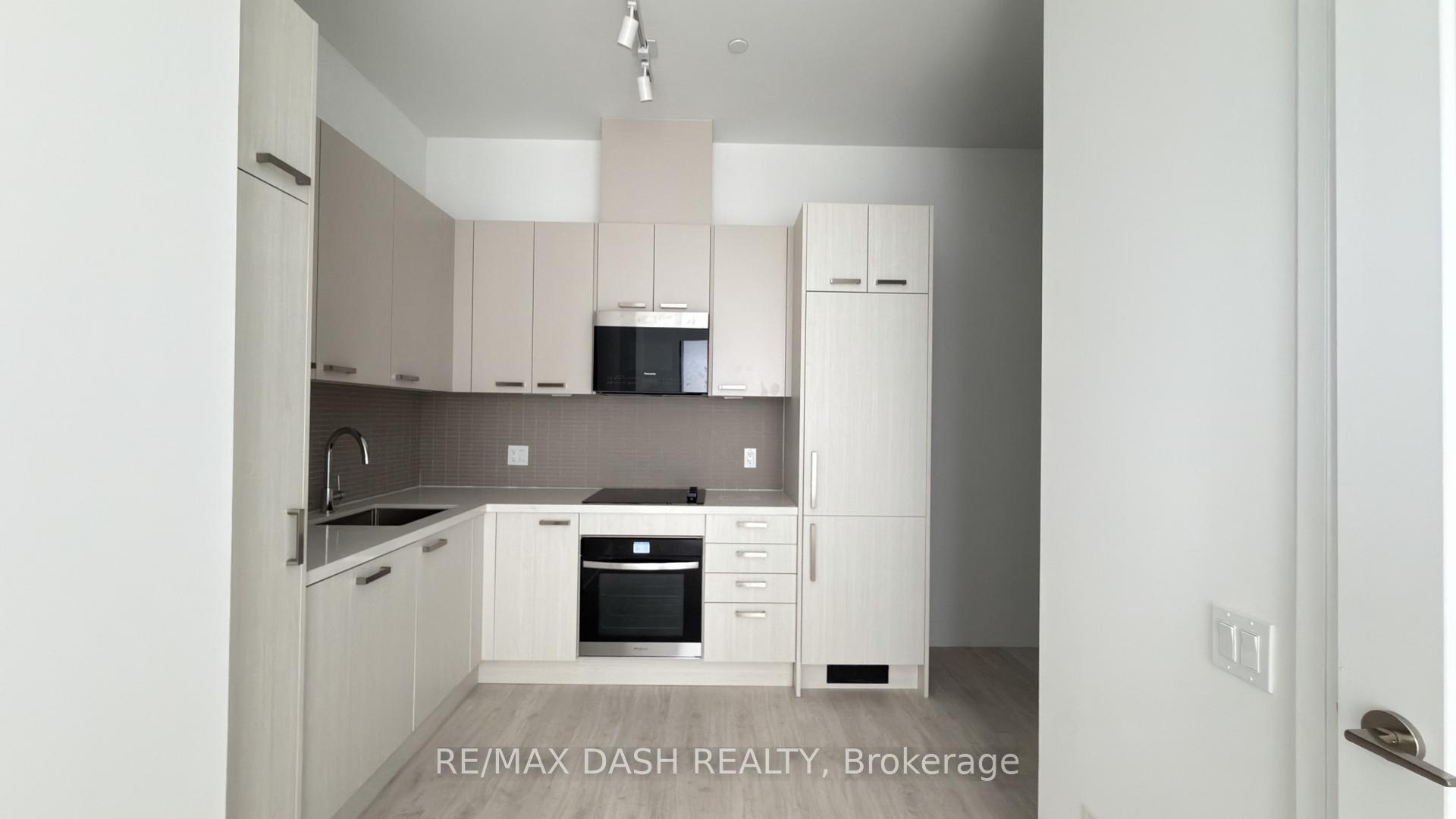 Photo 15 of Unit 701, 20 Soudan Avenue, Toronto, Mount Pleasant West — HOMEH