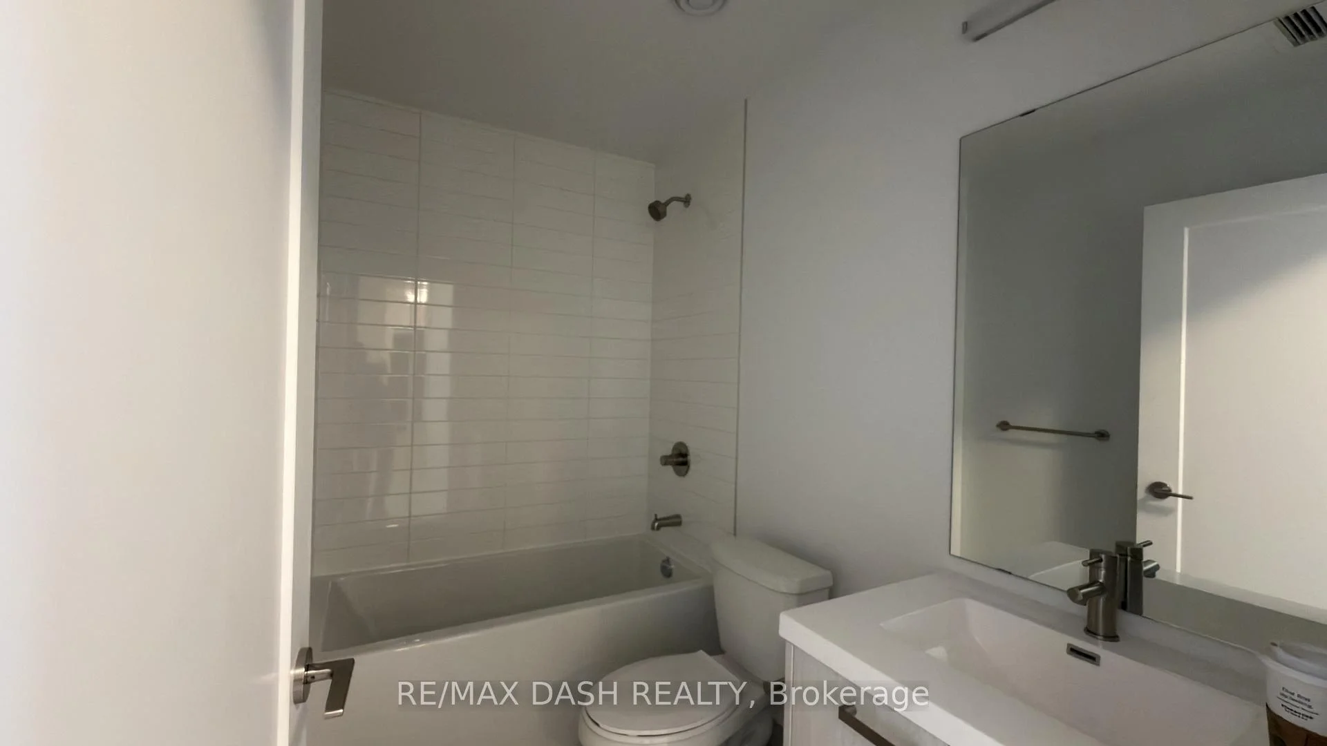 Photo 33 of Unit 701, 20 Soudan Avenue, Toronto, Mount Pleasant West — HOMEH
