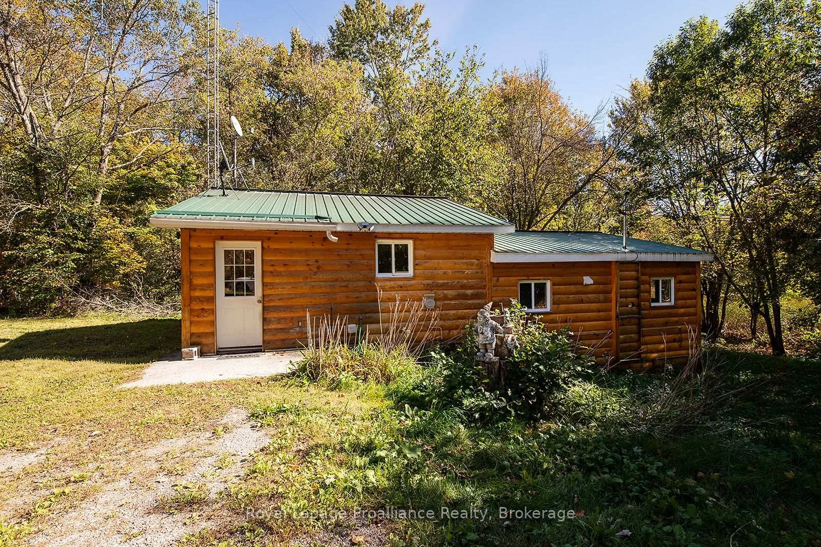 Photo of 2840 Rapids Road