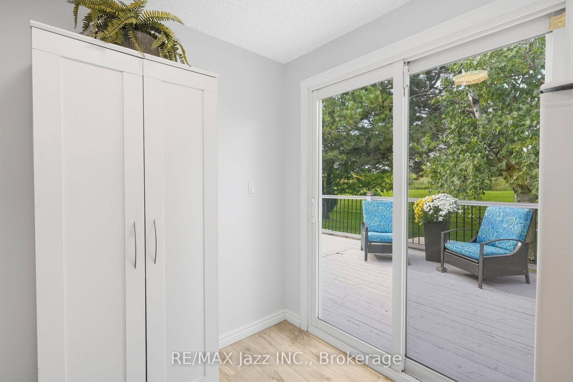 Photo 23 of 40 Wilmot Trail, Clarington, Bowmanville — HOMEH