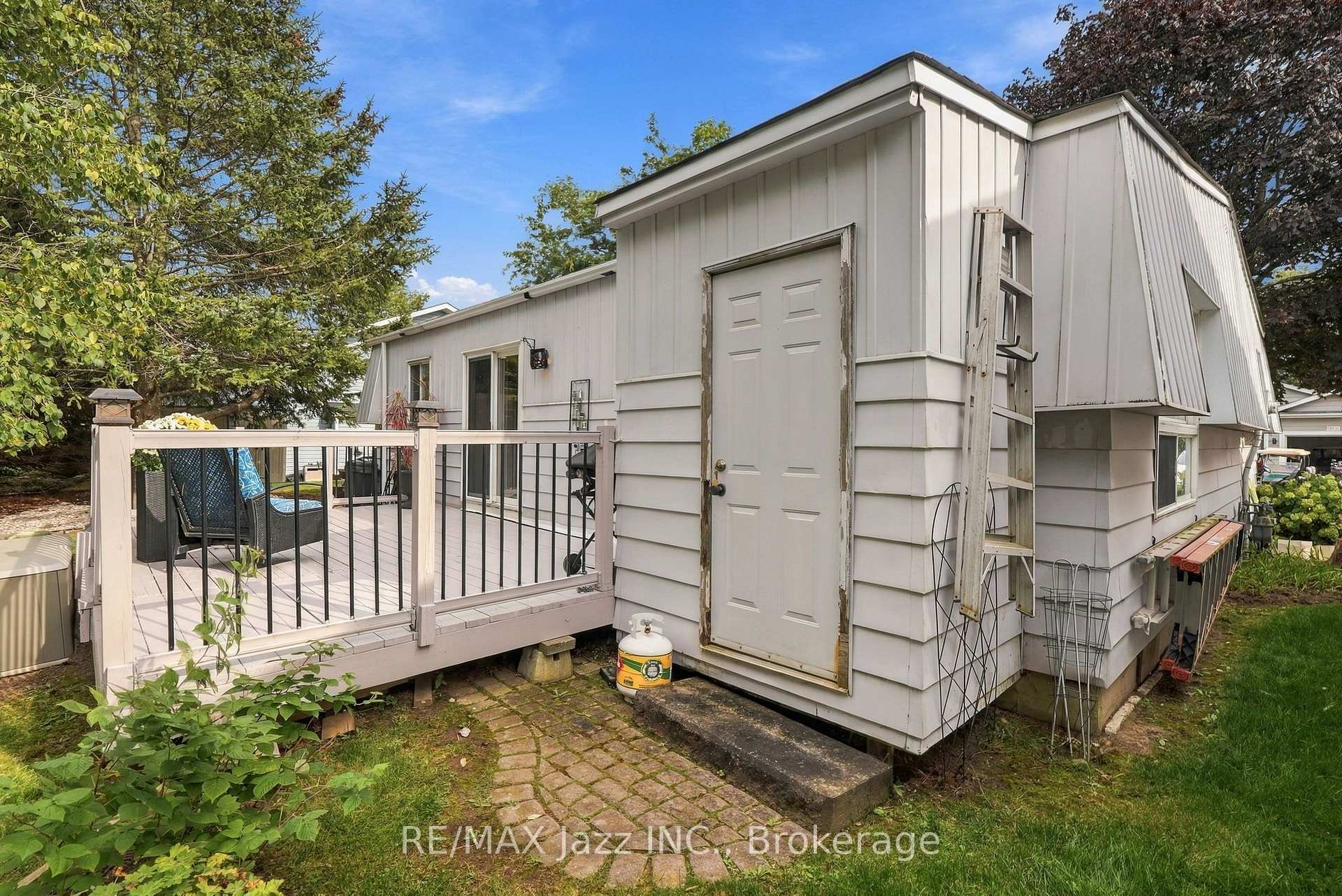 Photo 42 of 40 Wilmot Trail, Clarington, Bowmanville — HOMEH