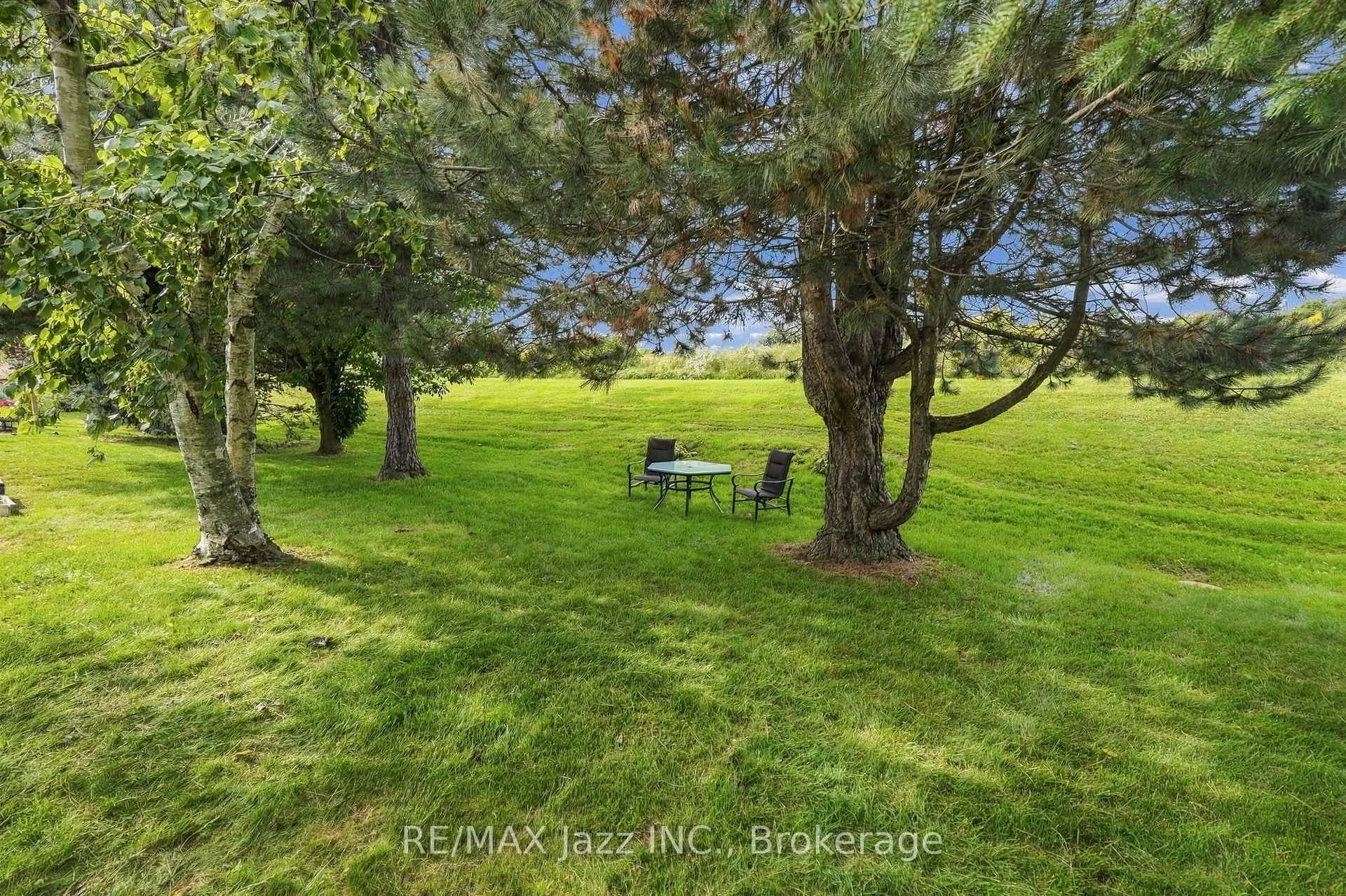 Photo 51 of 40 Wilmot Trail, Clarington, Bowmanville — HOMEH