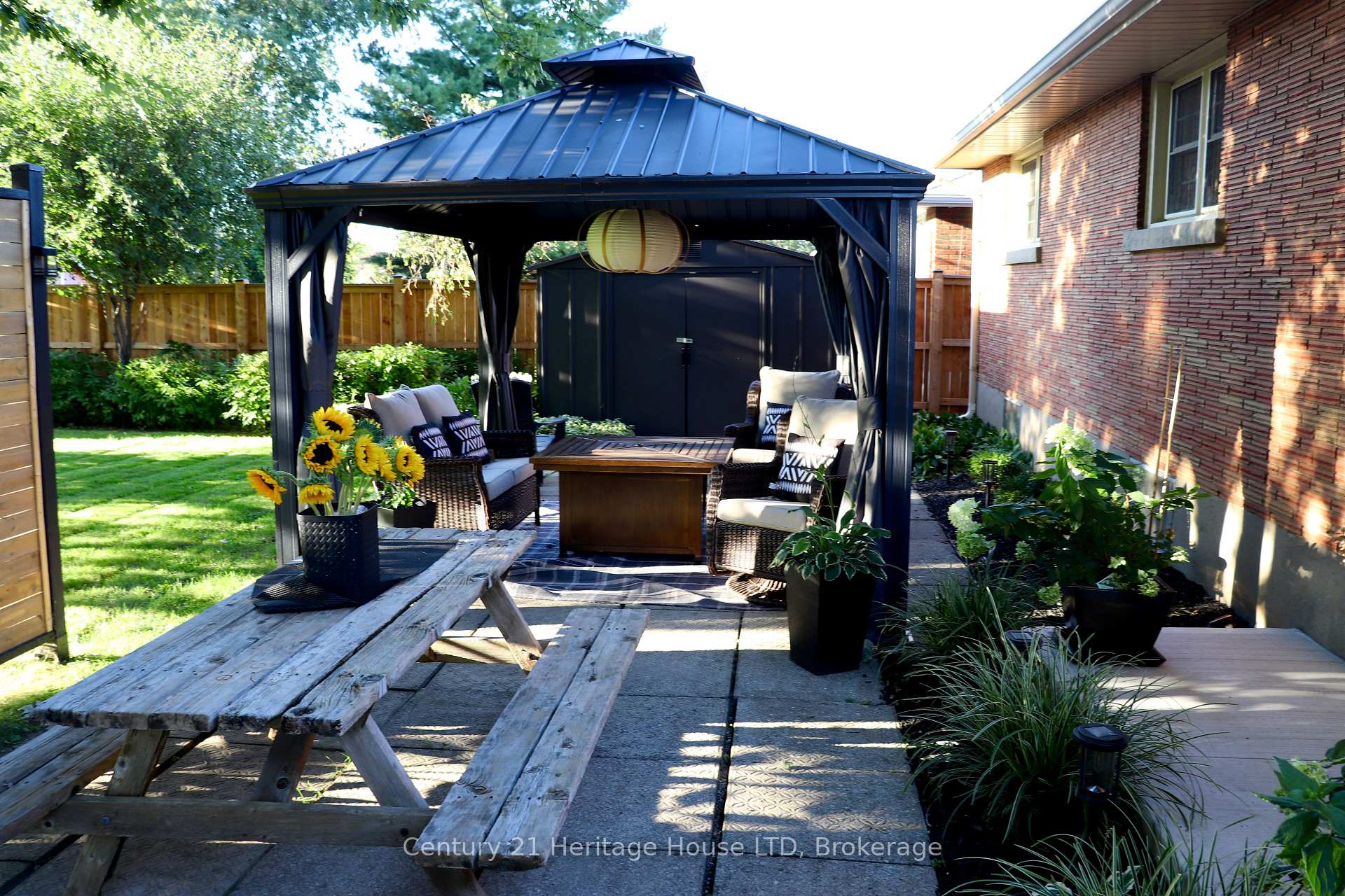 Photo 6 of 3627 Windermere Road, Niagara Falls, Stamford — HOMEH