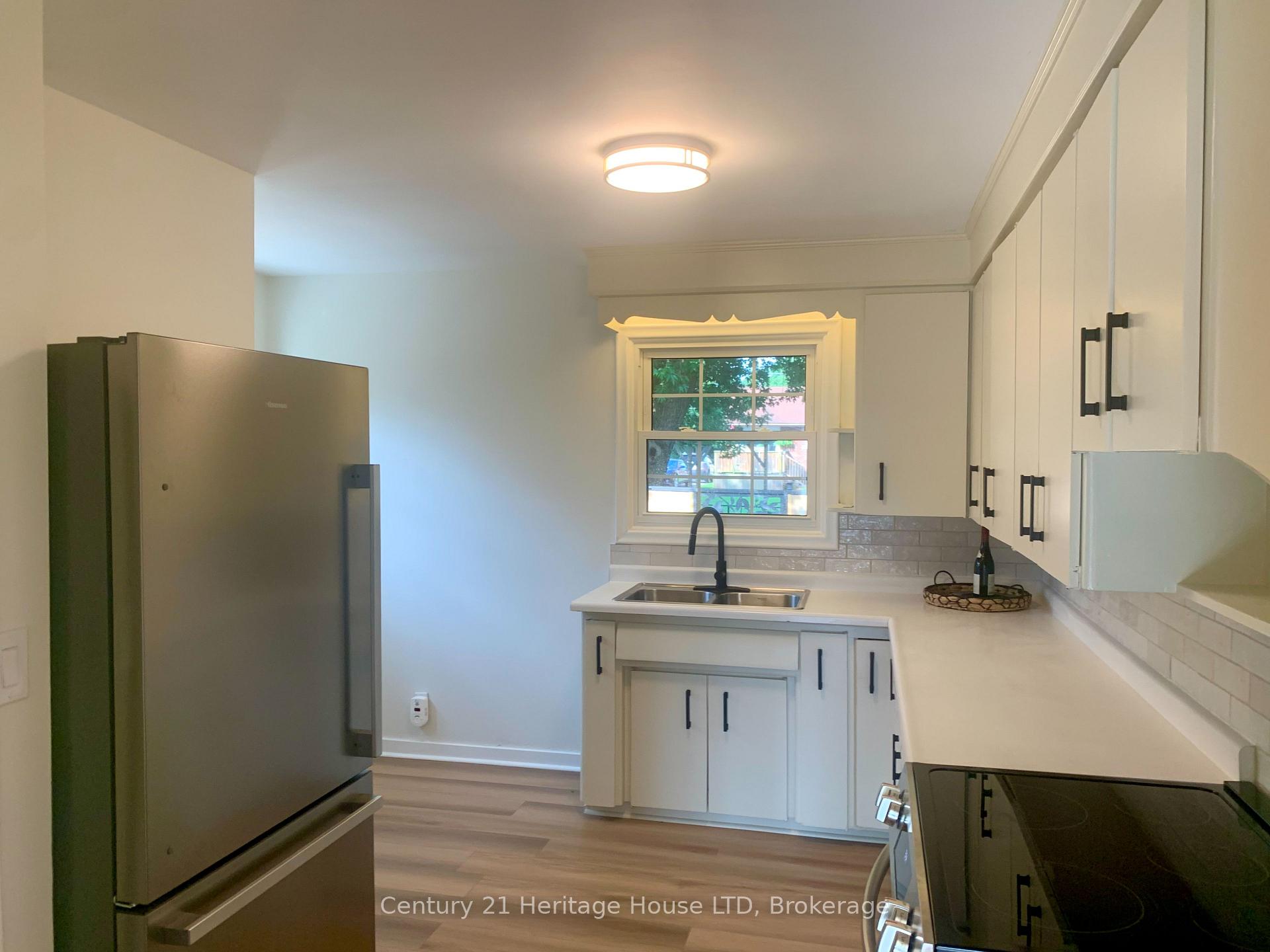 Photo 23 of 3627 Windermere Road, Niagara Falls, Stamford — HOMEH