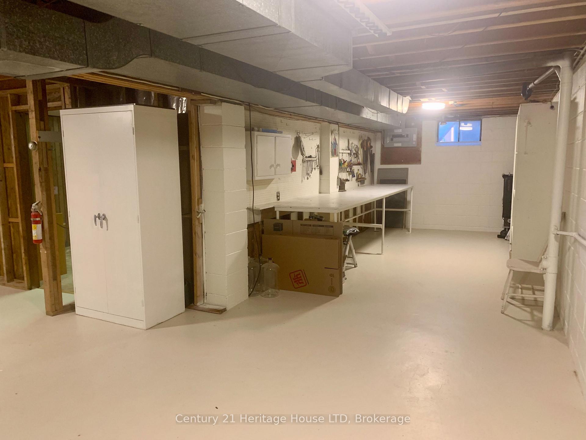 Photo 47 of 3627 Windermere Road, Niagara Falls, Stamford — HOMEH