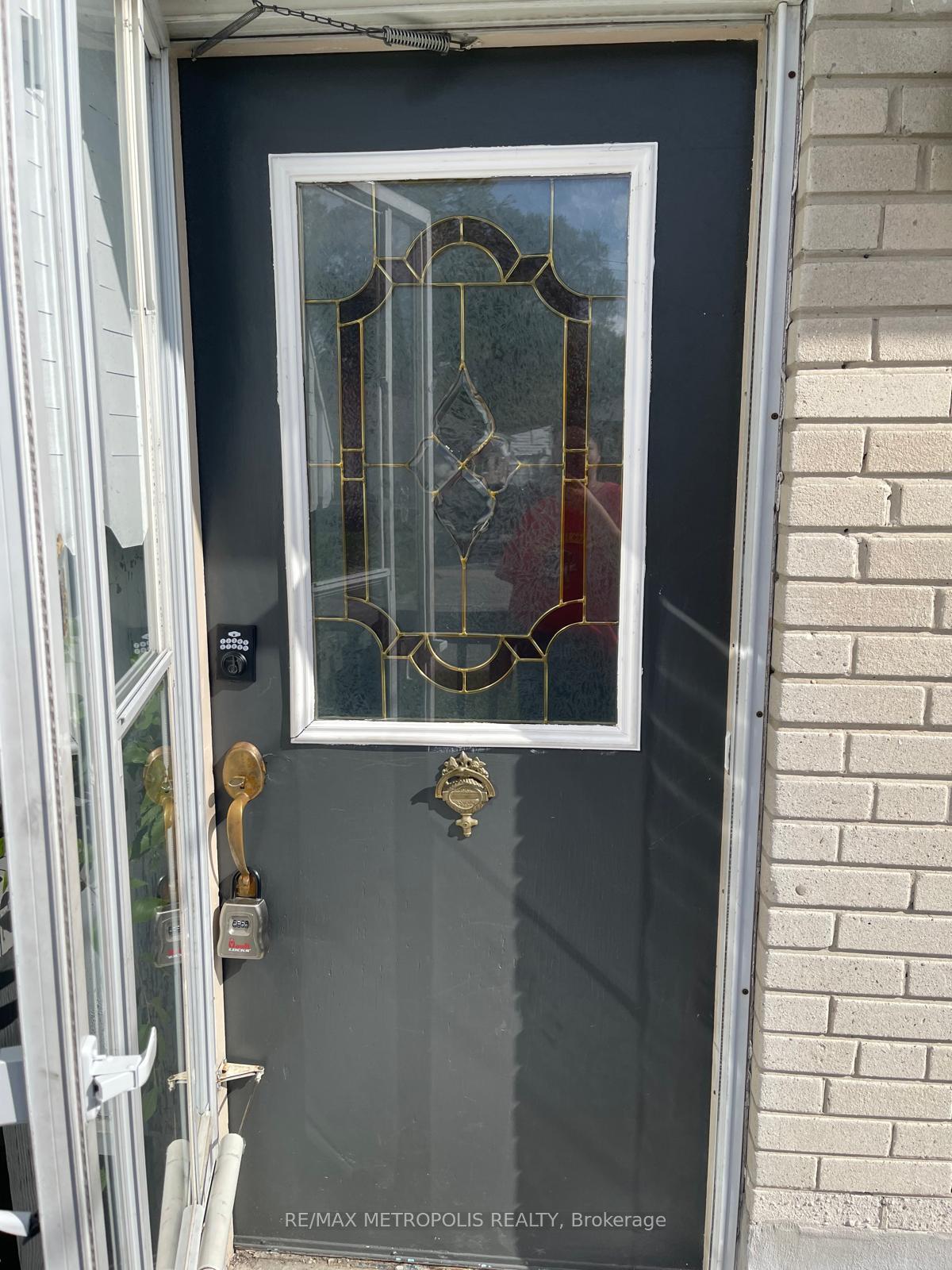 Photo 4 of Unit Upper, 99 Overture Road, Scarborough, West Hill — HOMEH