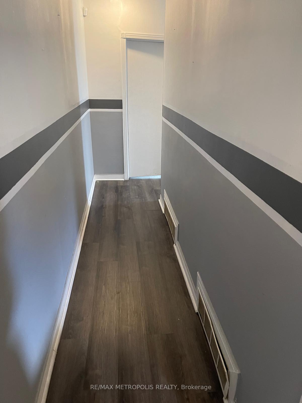 Photo 10 of Unit Upper, 99 Overture Road, Scarborough, West Hill — HOMEH