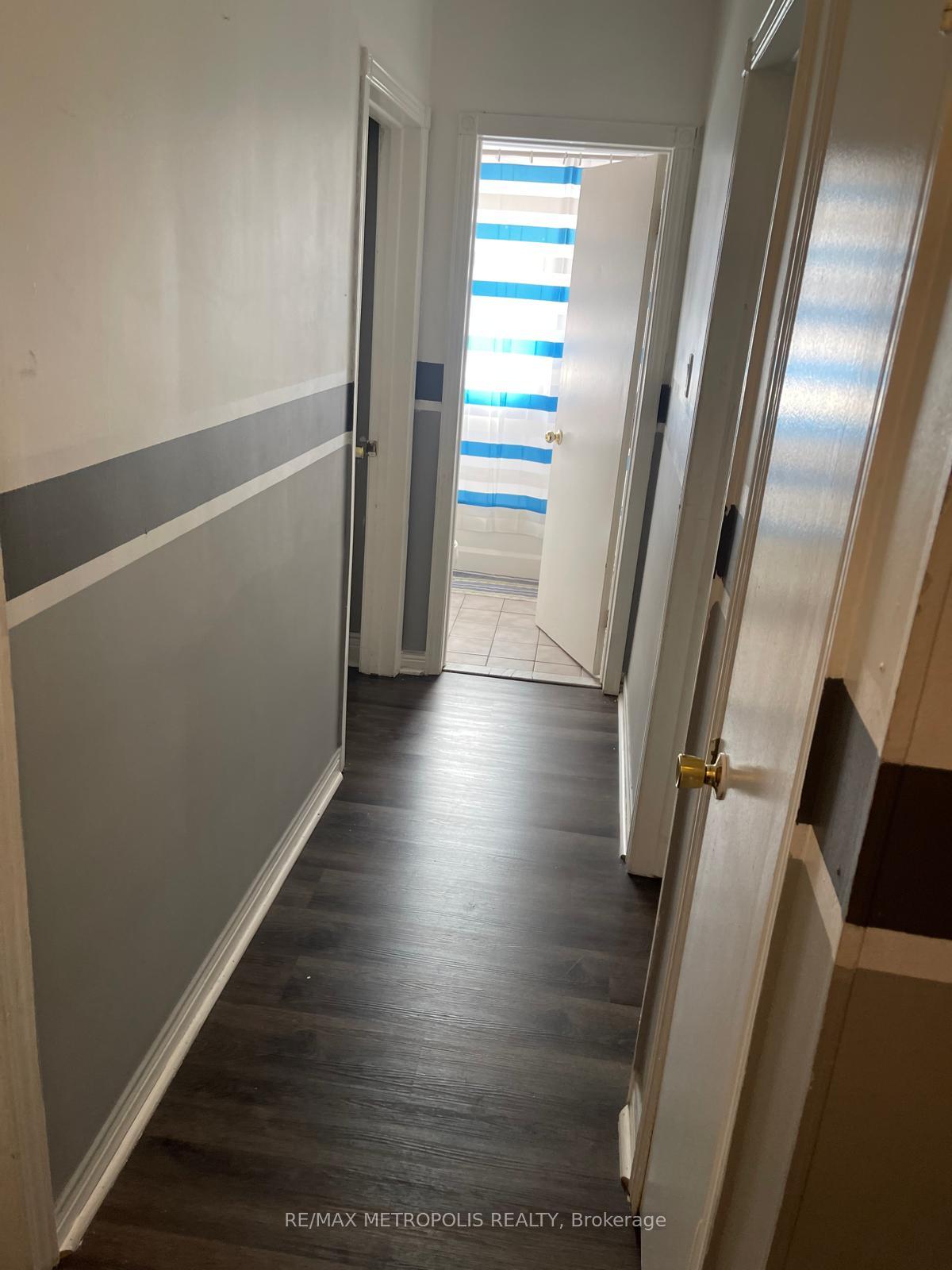 Photo 11 of Unit Upper, 99 Overture Road, Scarborough, West Hill — HOMEH