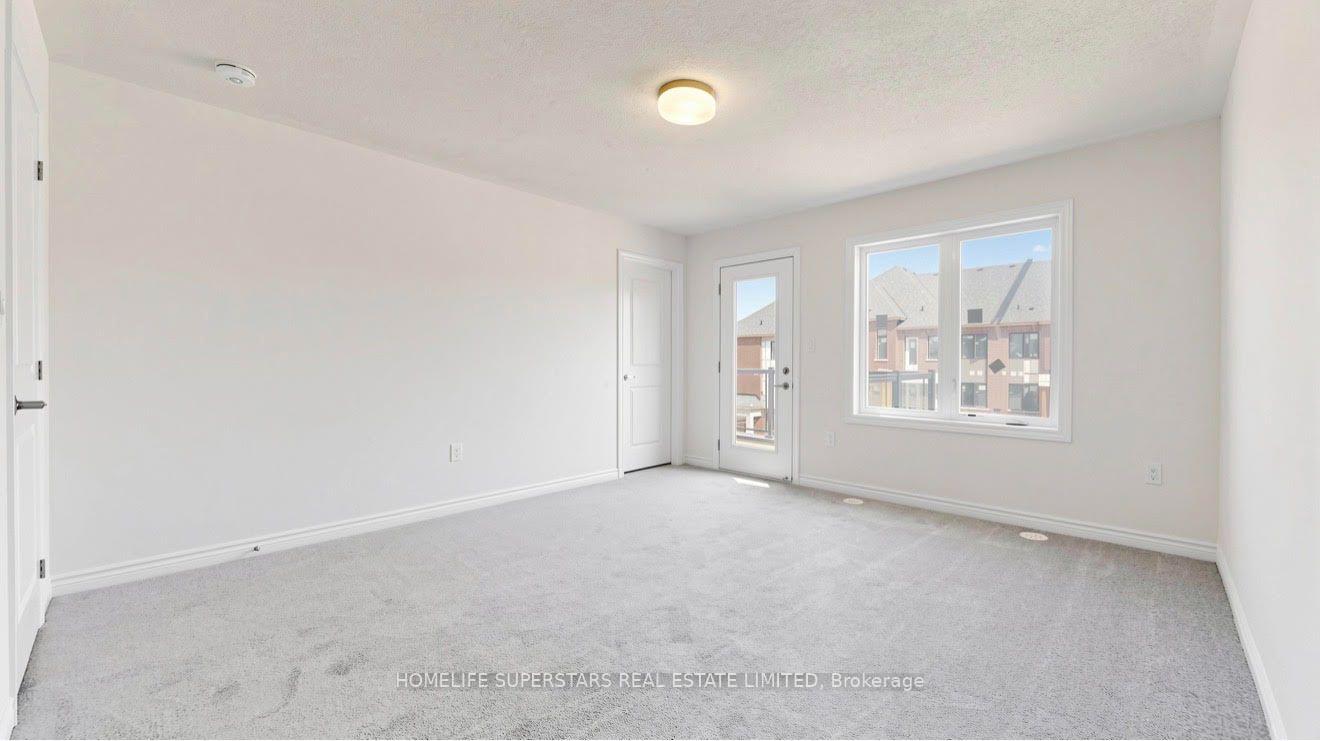 Photo 4 of Unit Upper Unit, 96 Fieldfare Road, Brampton, Northwest Brampton — HOMEH