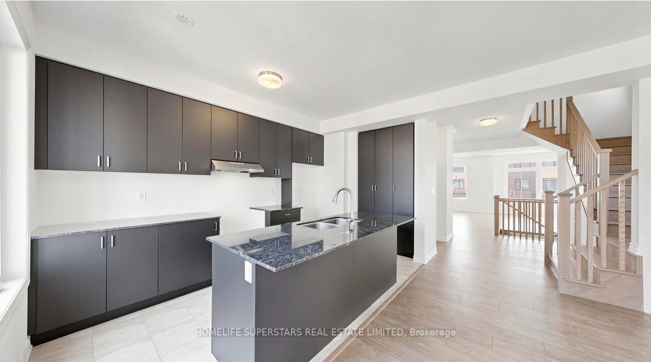 Photo 7 of Unit Upper Unit, 96 Fieldfare Road, Brampton, Northwest Brampton — HOMEH