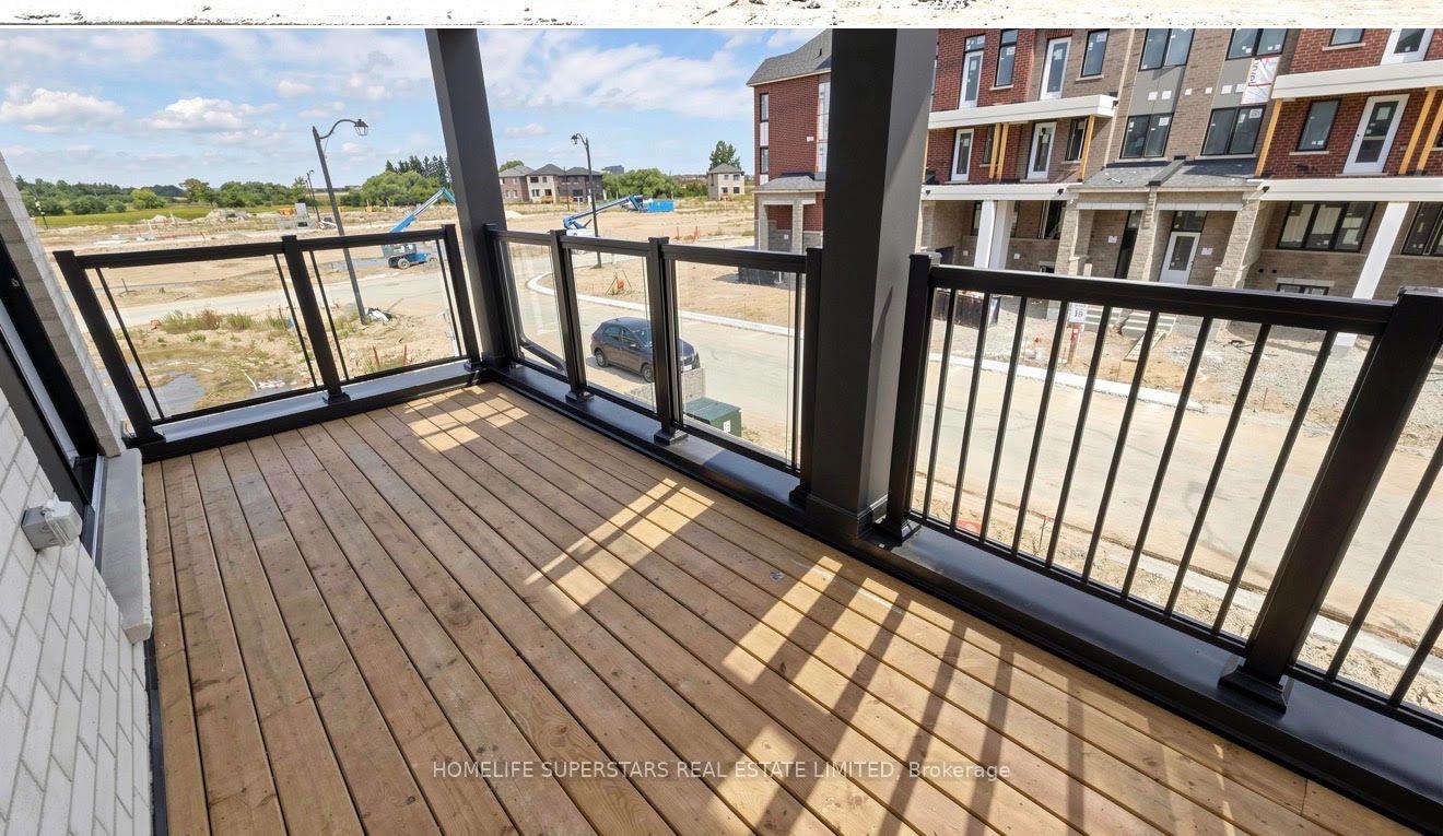 Photo 11 of Unit Upper Unit, 96 Fieldfare Road, Brampton, Northwest Brampton — HOMEH