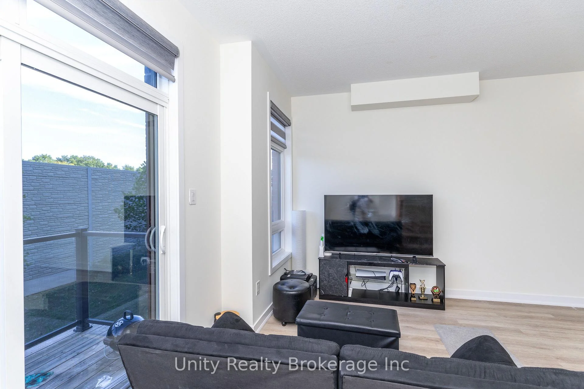Photo 3 of 194 Dalhousie Street, Vaughan, Vaughan Grove — HOMEH
