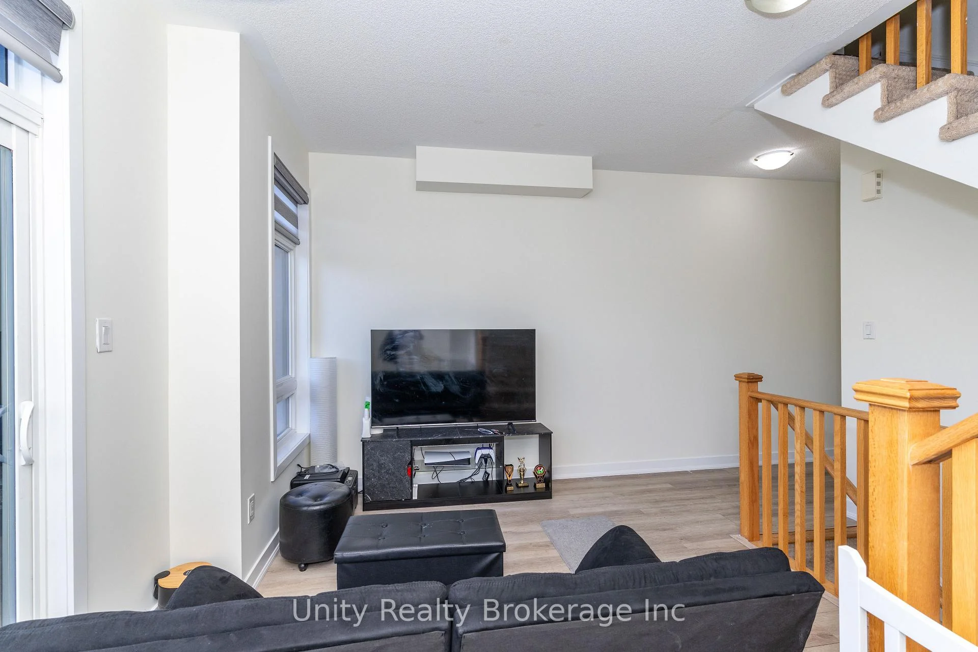 Photo 4 of 194 Dalhousie Street, Vaughan, Vaughan Grove — HOMEH
