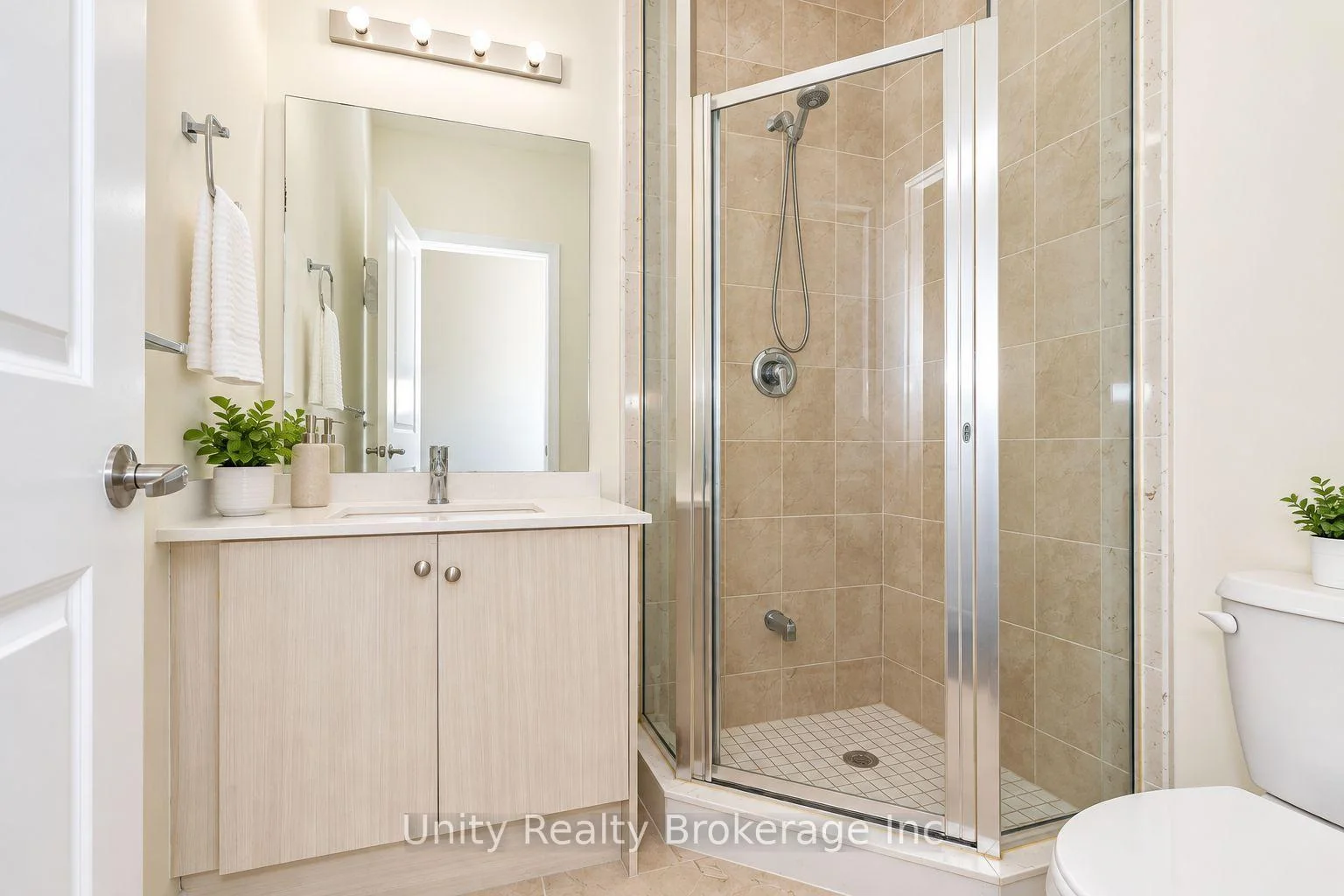 Photo 13 of 194 Dalhousie Street, Vaughan, Vaughan Grove — HOMEH