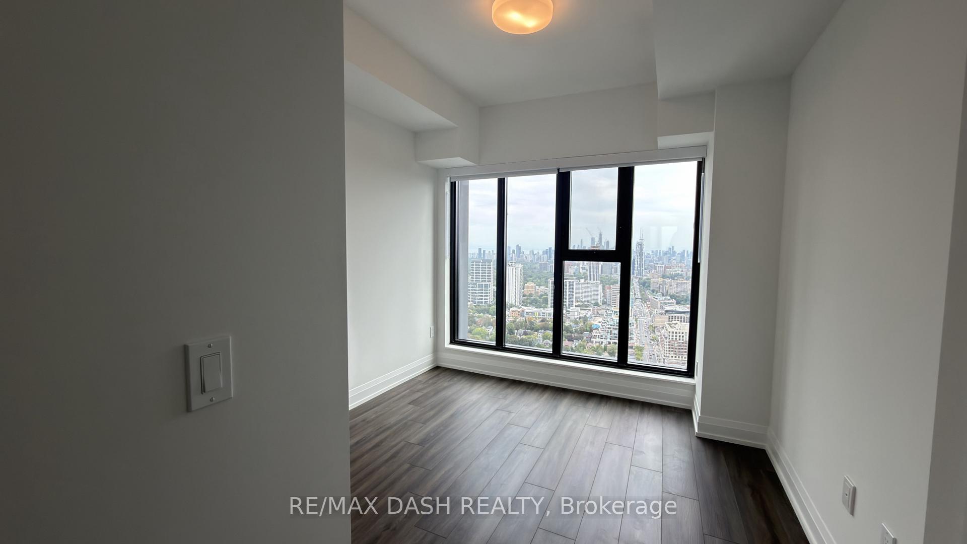Photo 9 of Unit 3806, 20 Soudan Avenue, Toronto, Mount Pleasant West — HOMEH