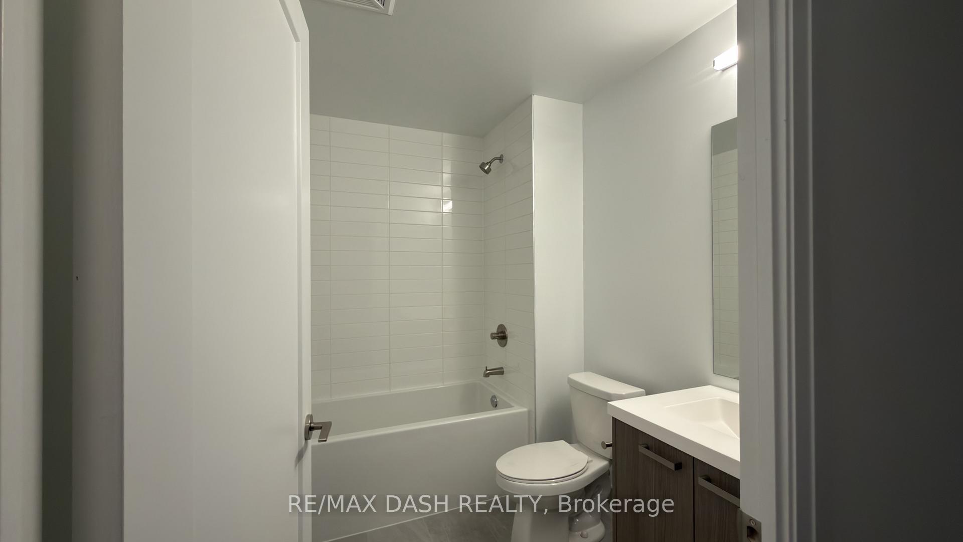 Photo 13 of Unit 3806, 20 Soudan Avenue, Toronto, Mount Pleasant West — HOMEH