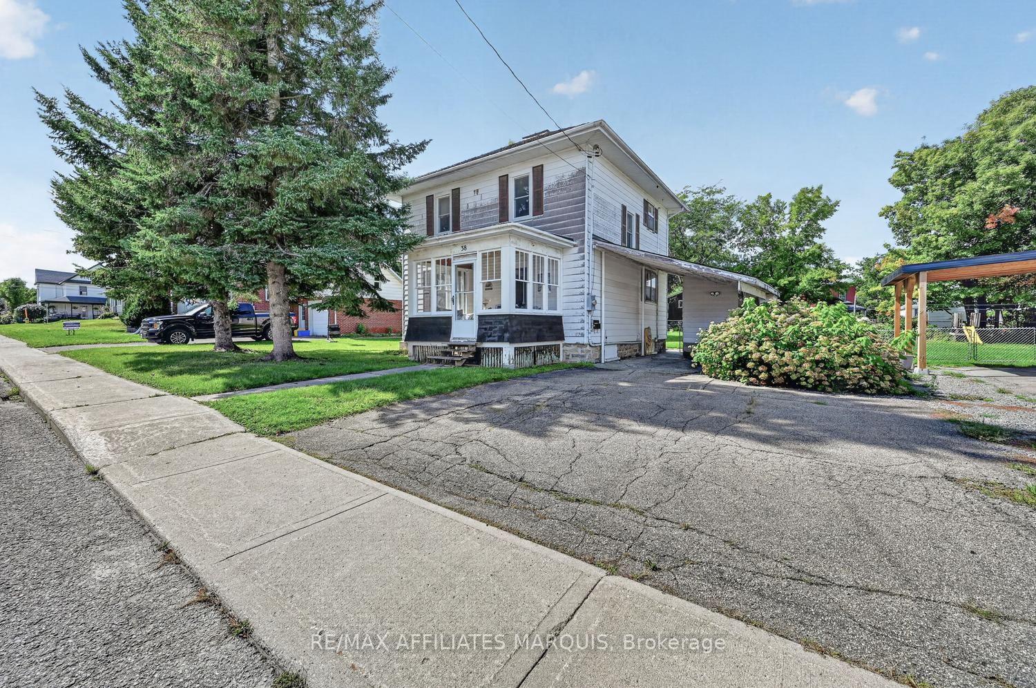 Photo 1 of 38 Abel Street, Smiths Falls, Smiths Falls — HOMEH