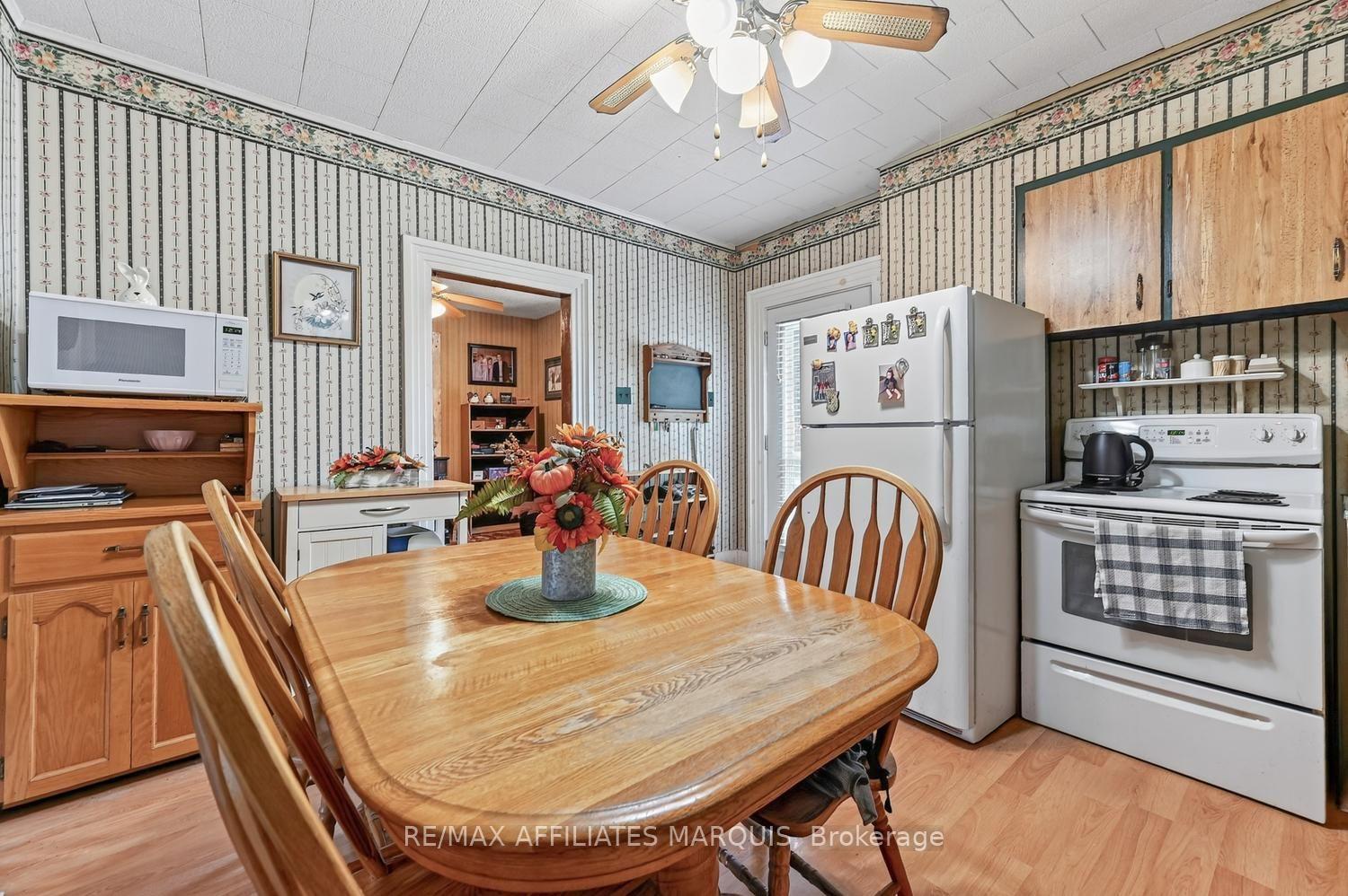 Photo 13 of 38 Abel Street, Smiths Falls, Smiths Falls — HOMEH