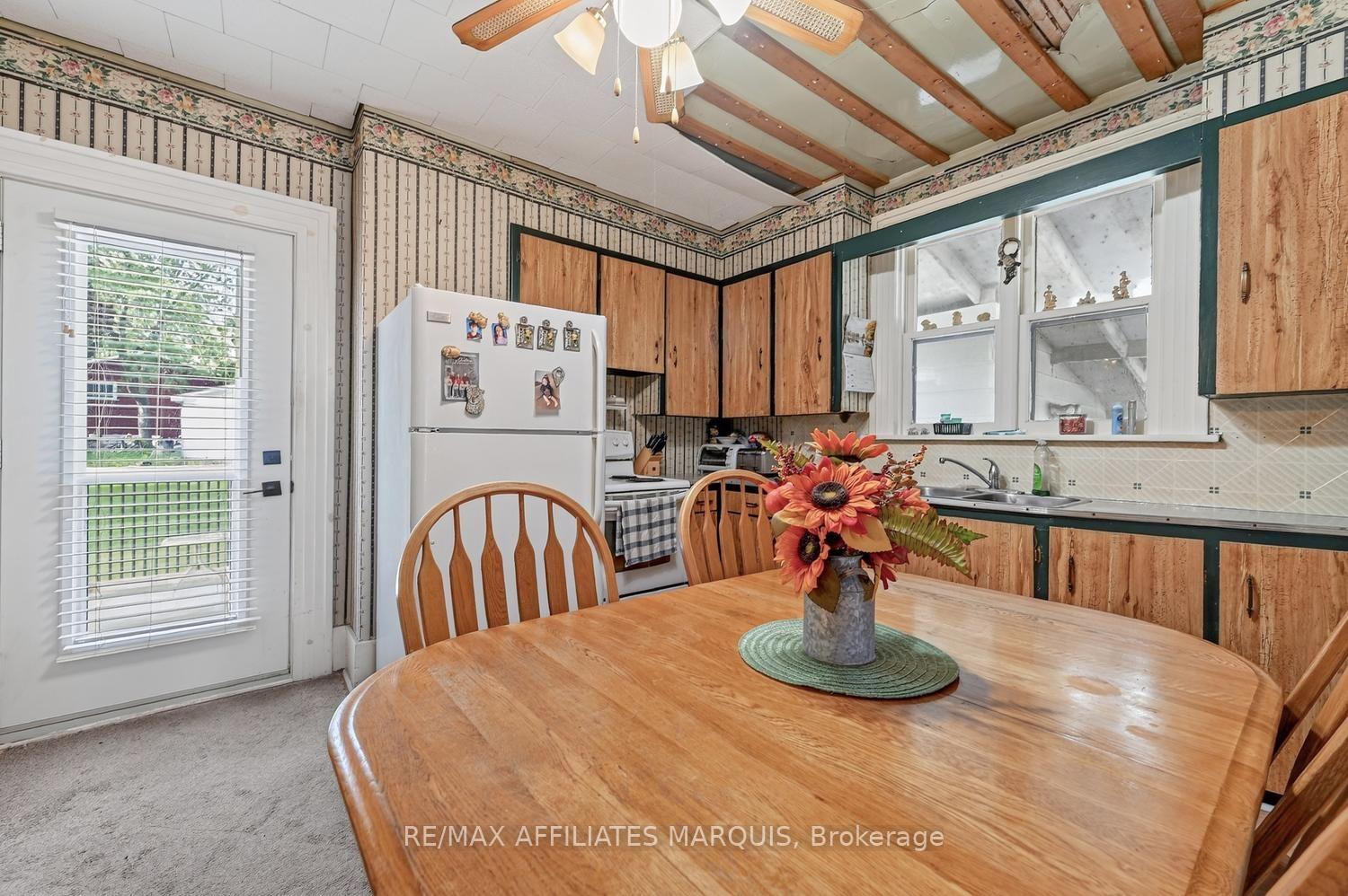 Photo 14 of 38 Abel Street, Smiths Falls, Smiths Falls — HOMEH