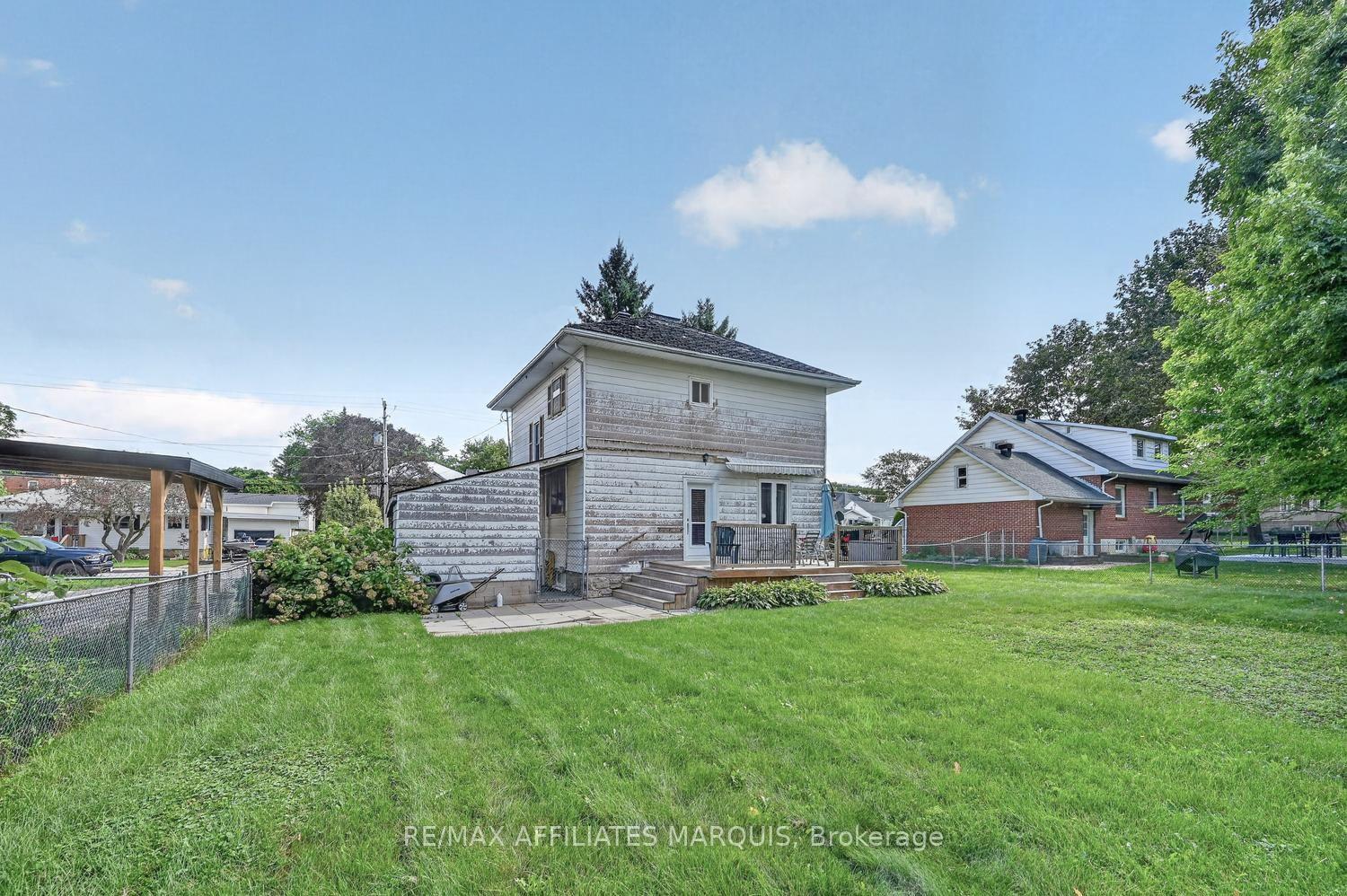 Photo 29 of 38 Abel Street, Smiths Falls, Smiths Falls — HOMEH