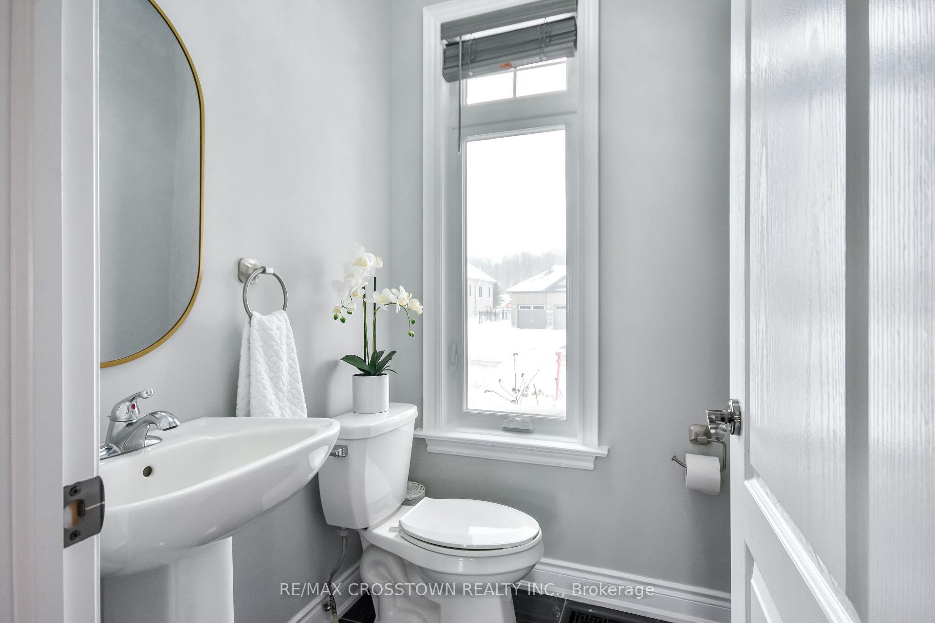 Photo 4 of 22 Stewart Crescent, Essa, Thornton — HOMEH