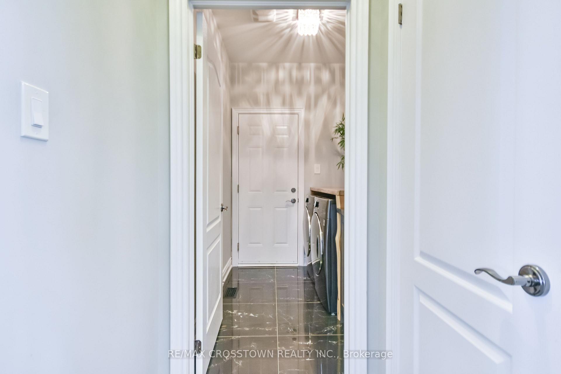 Photo 7 of 22 Stewart Crescent, Essa, Thornton — HOMEH