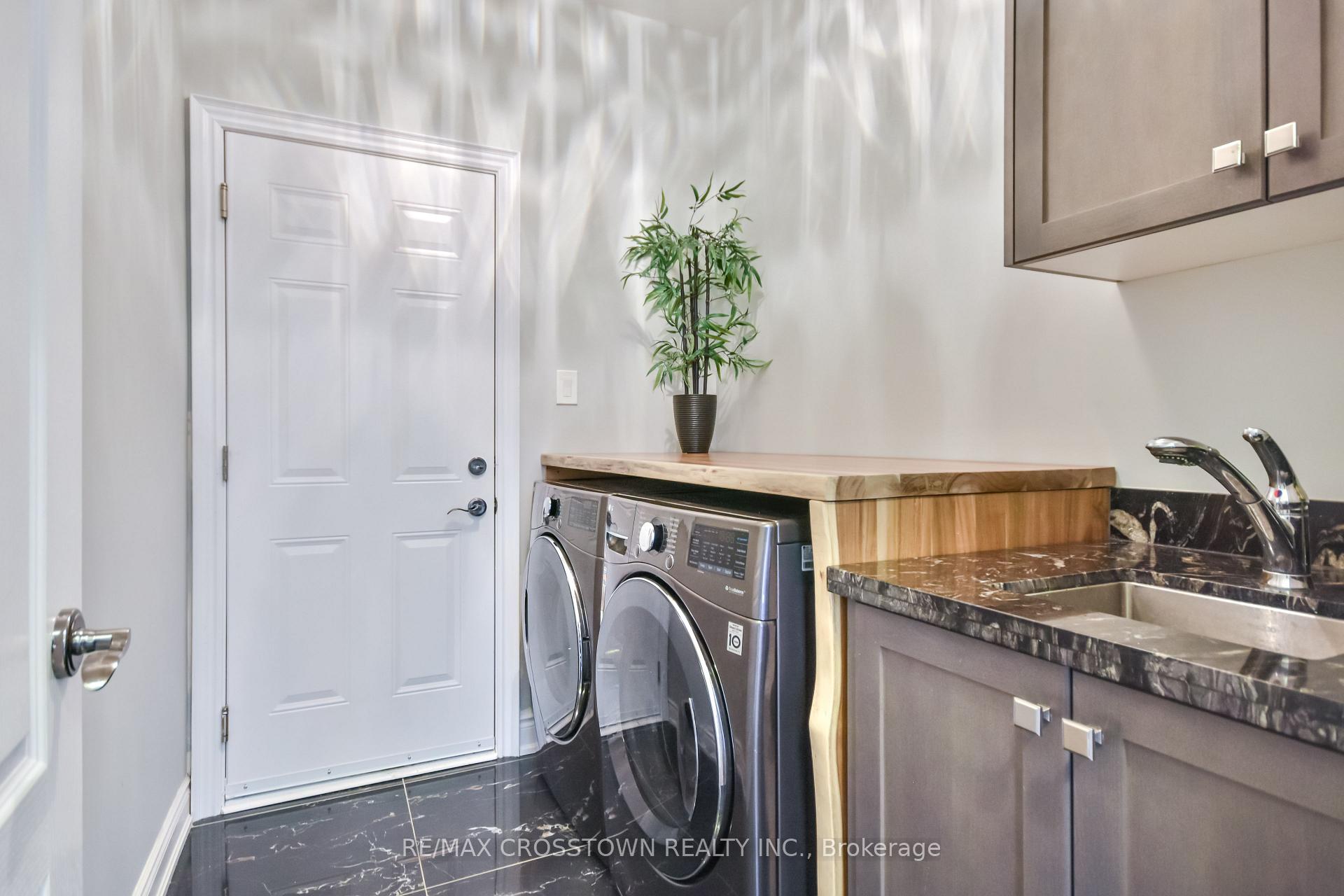 Photo 8 of 22 Stewart Crescent, Essa, Thornton — HOMEH