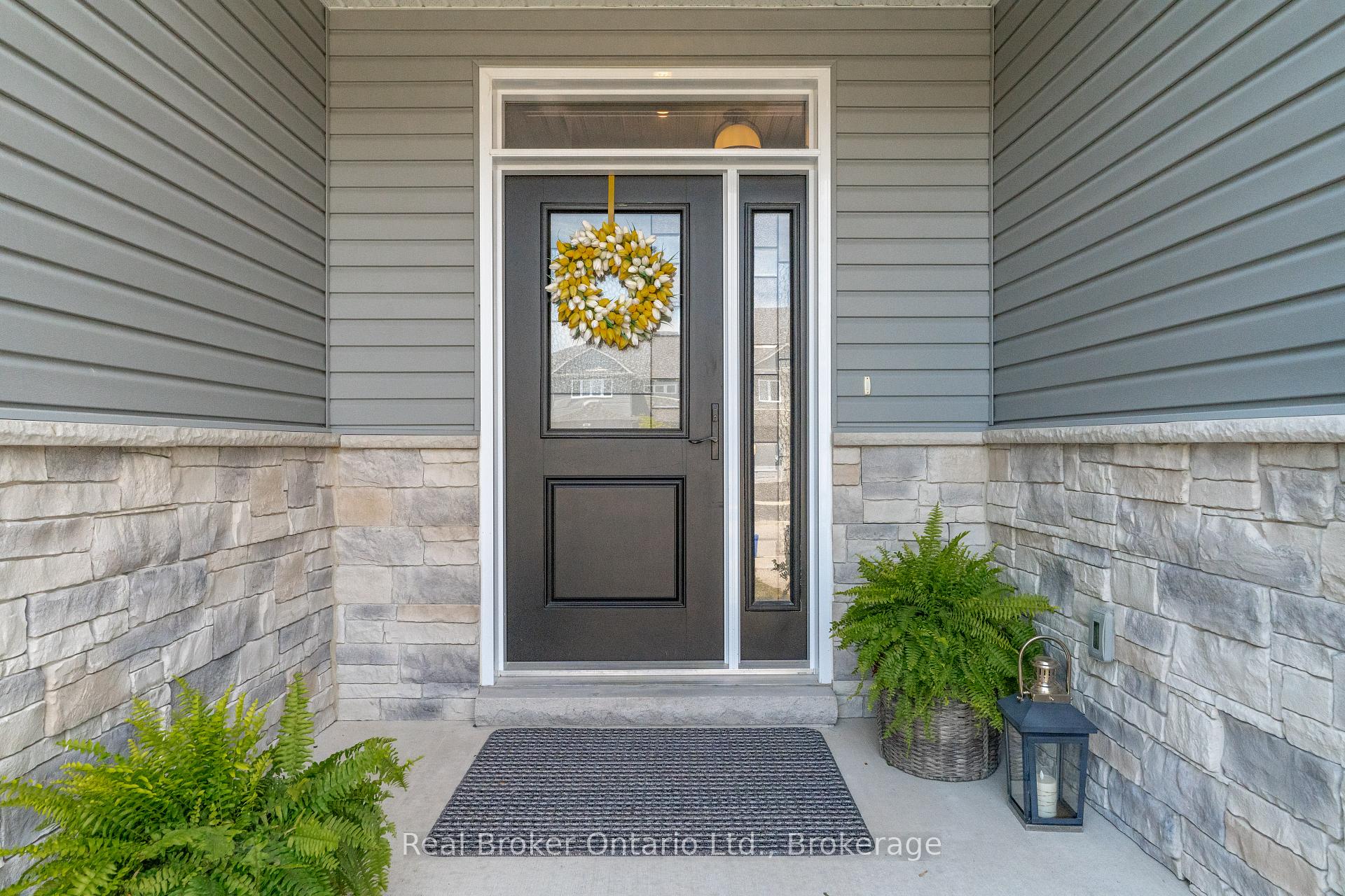 Photo 3 of 103 Stephenson Way, Minto — HOMEH