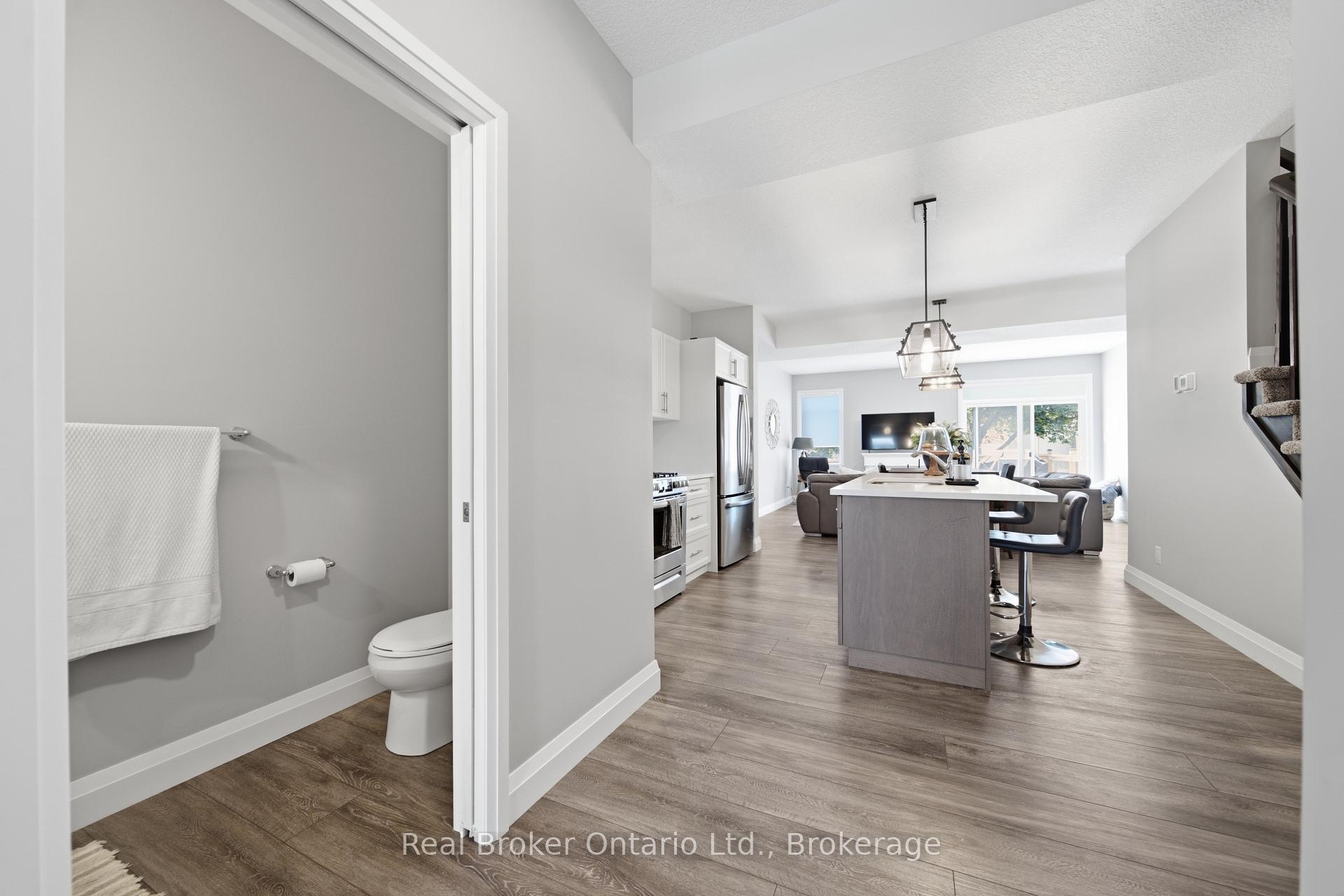 Photo 5 of 103 Stephenson Way, Minto — HOMEH