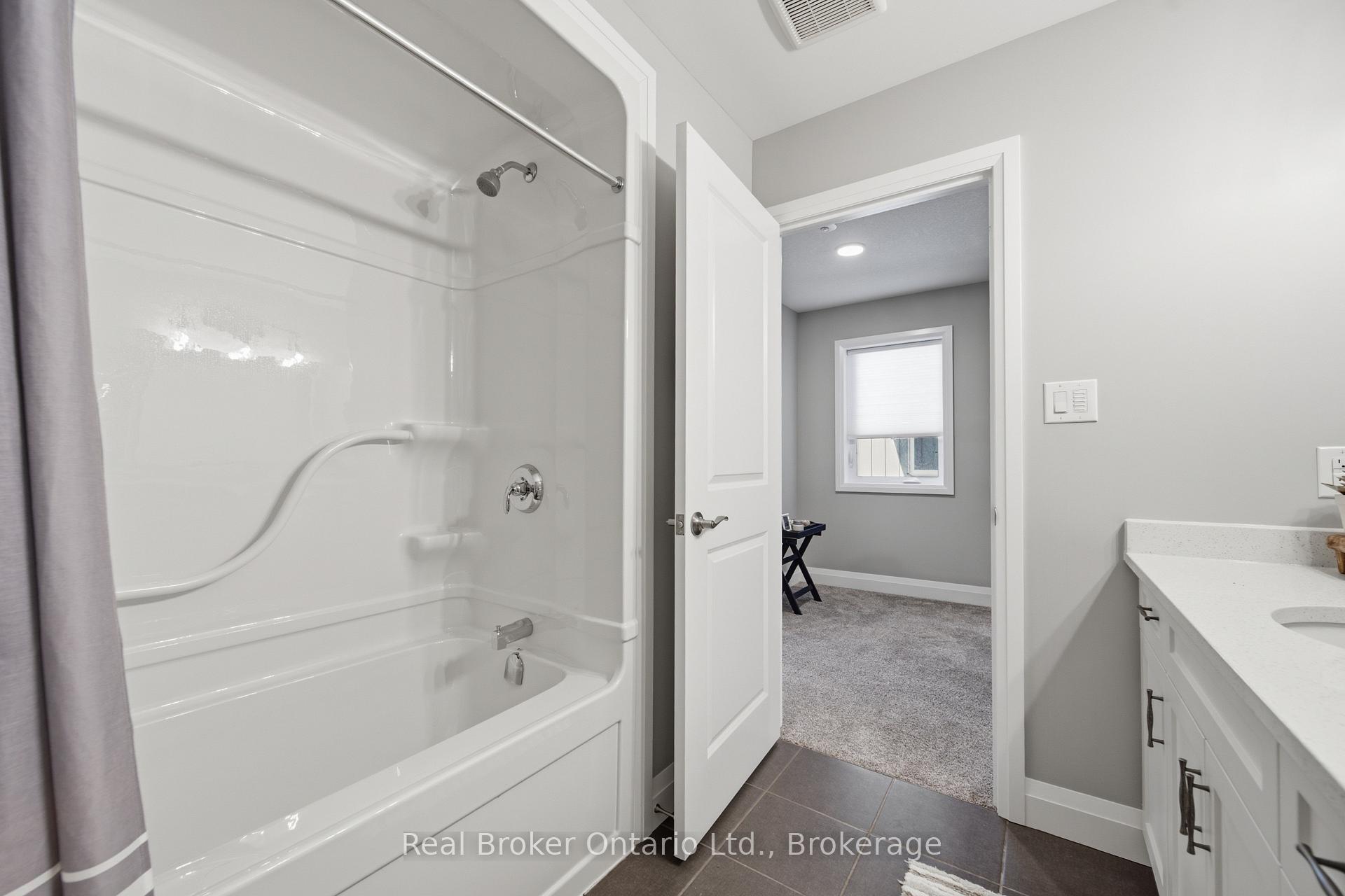 Photo 20 of 103 Stephenson Way, Minto — HOMEH