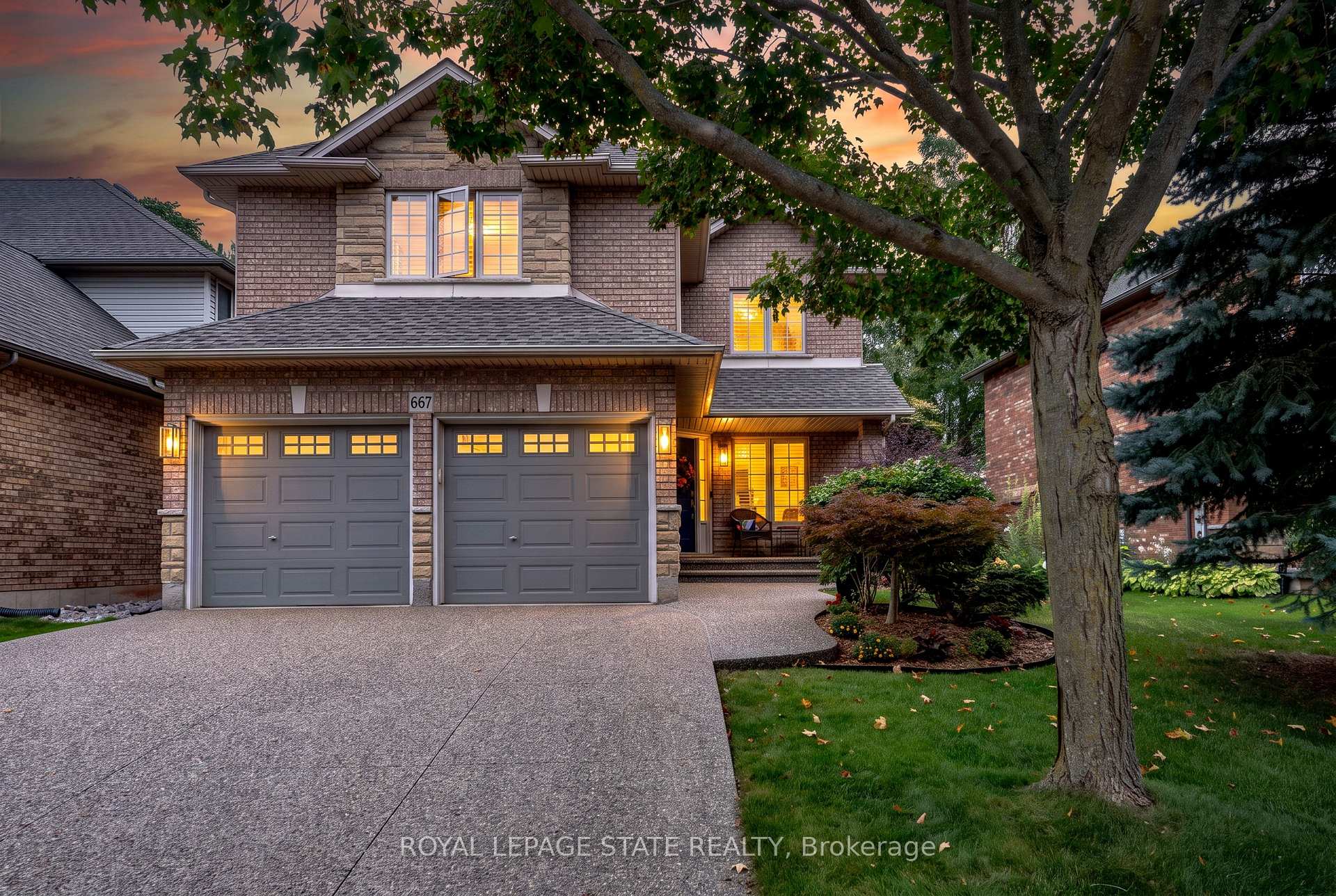Photo 1 of 667 Sandcherry Drive, Burlington, Bayview — HOMEH